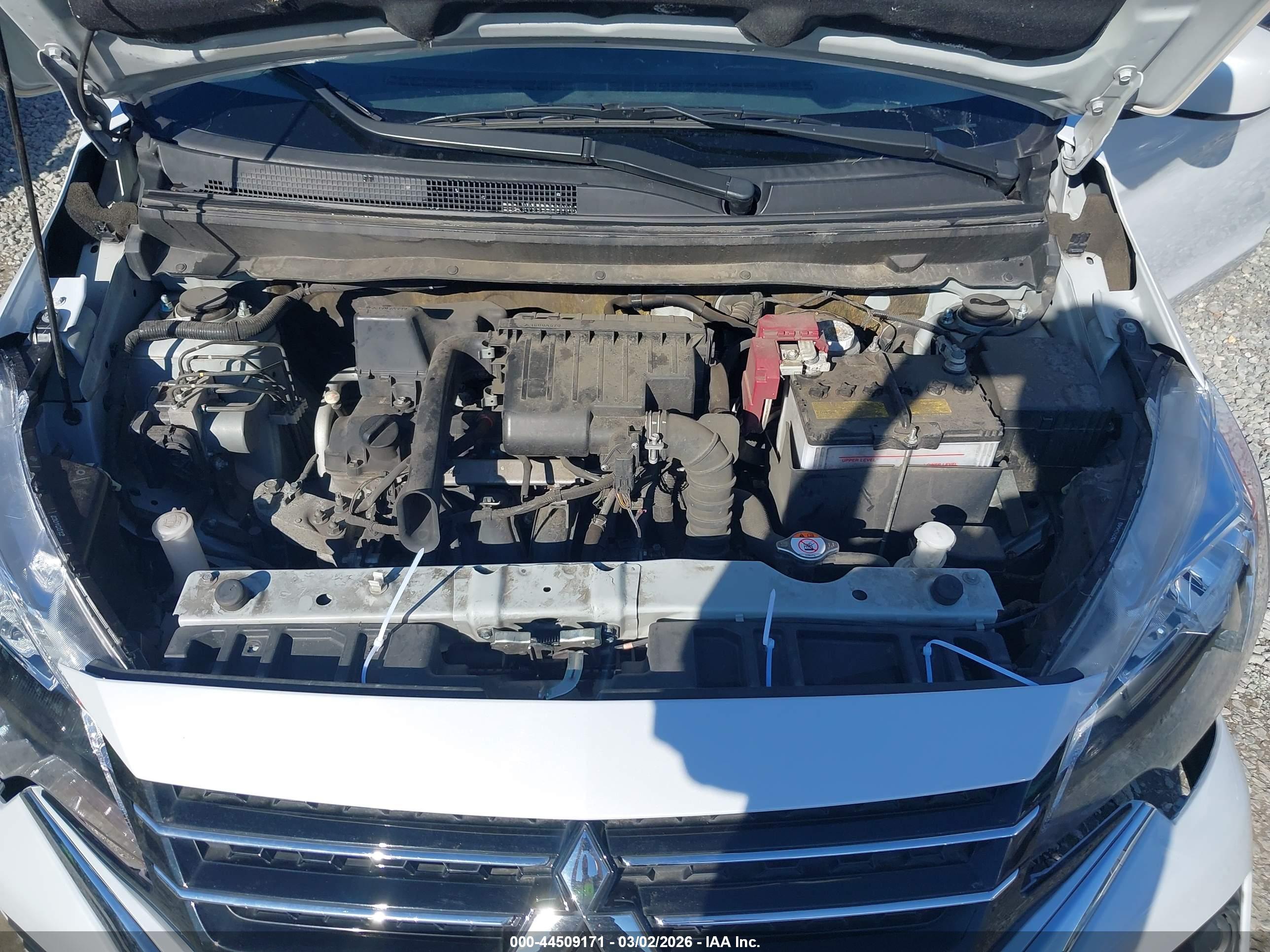 MITSUBISHI MIRAGE image 10