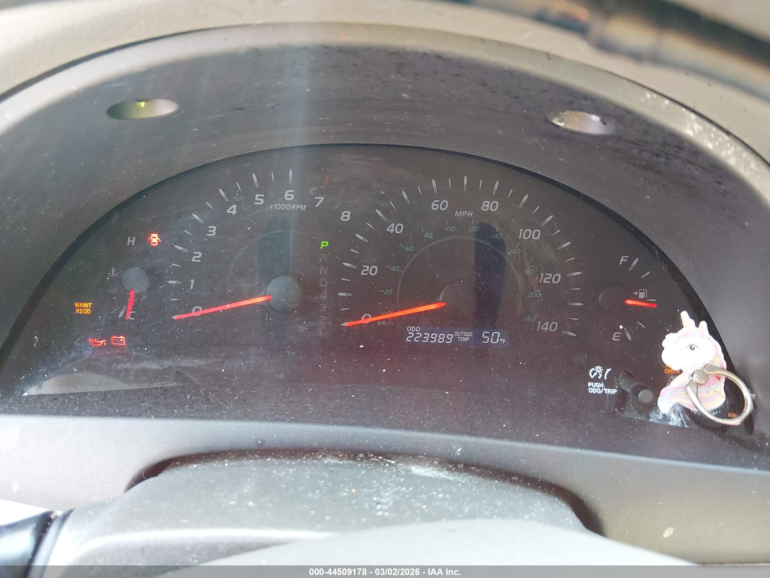 TOYOTA CAMRY image 7