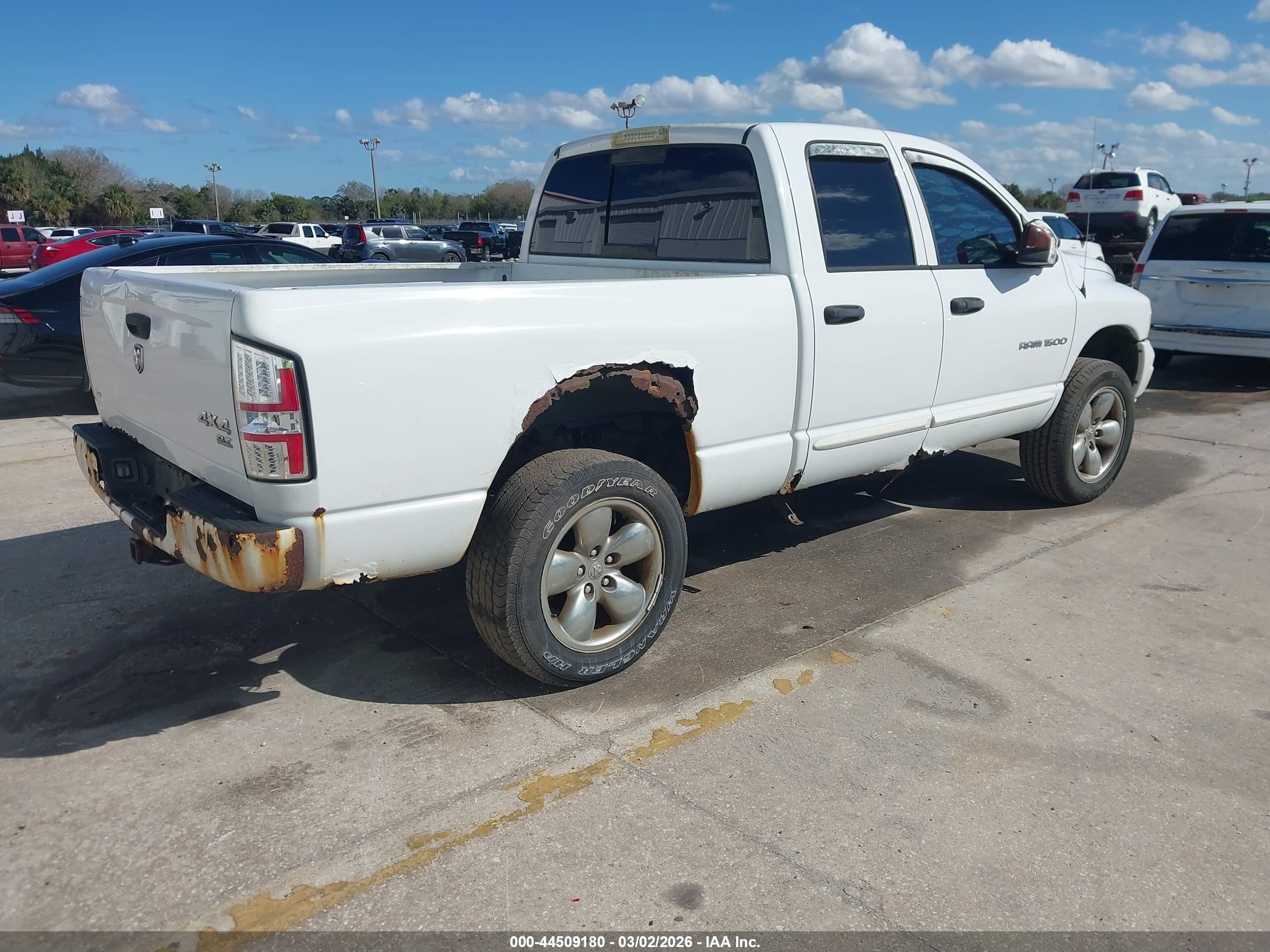 DODGE RAM image 4