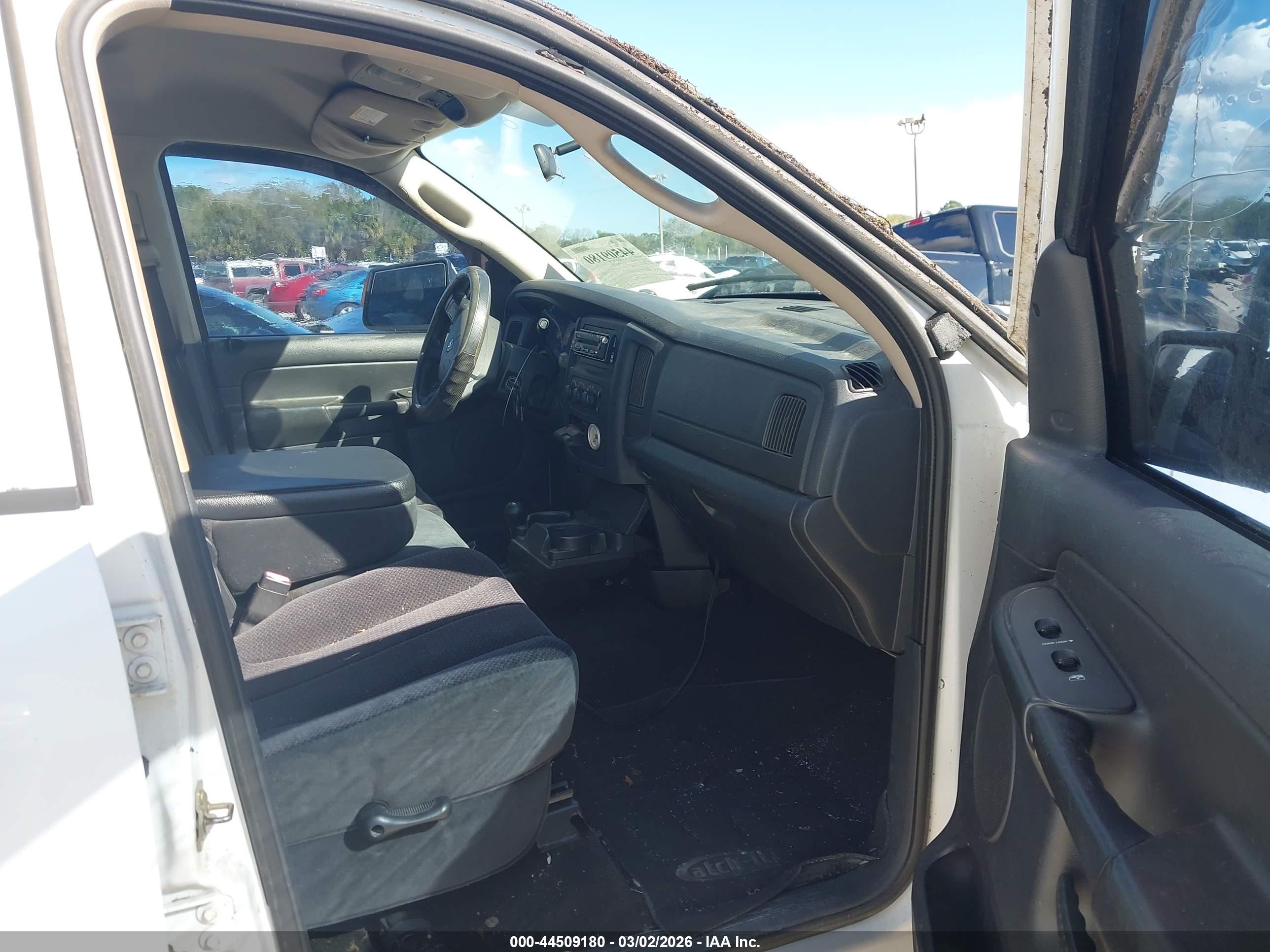 DODGE RAM image 5