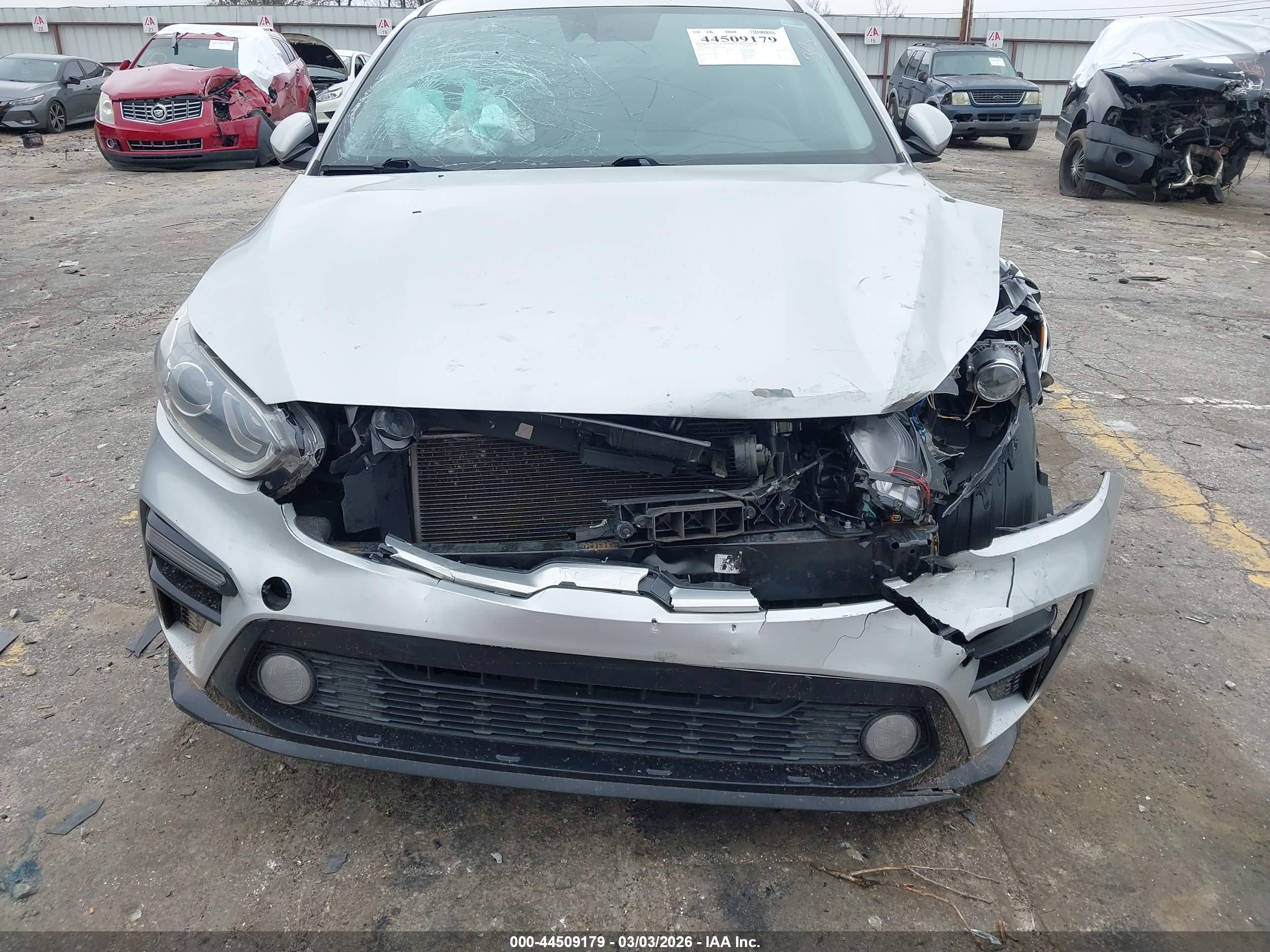 KIA FORTE image 6