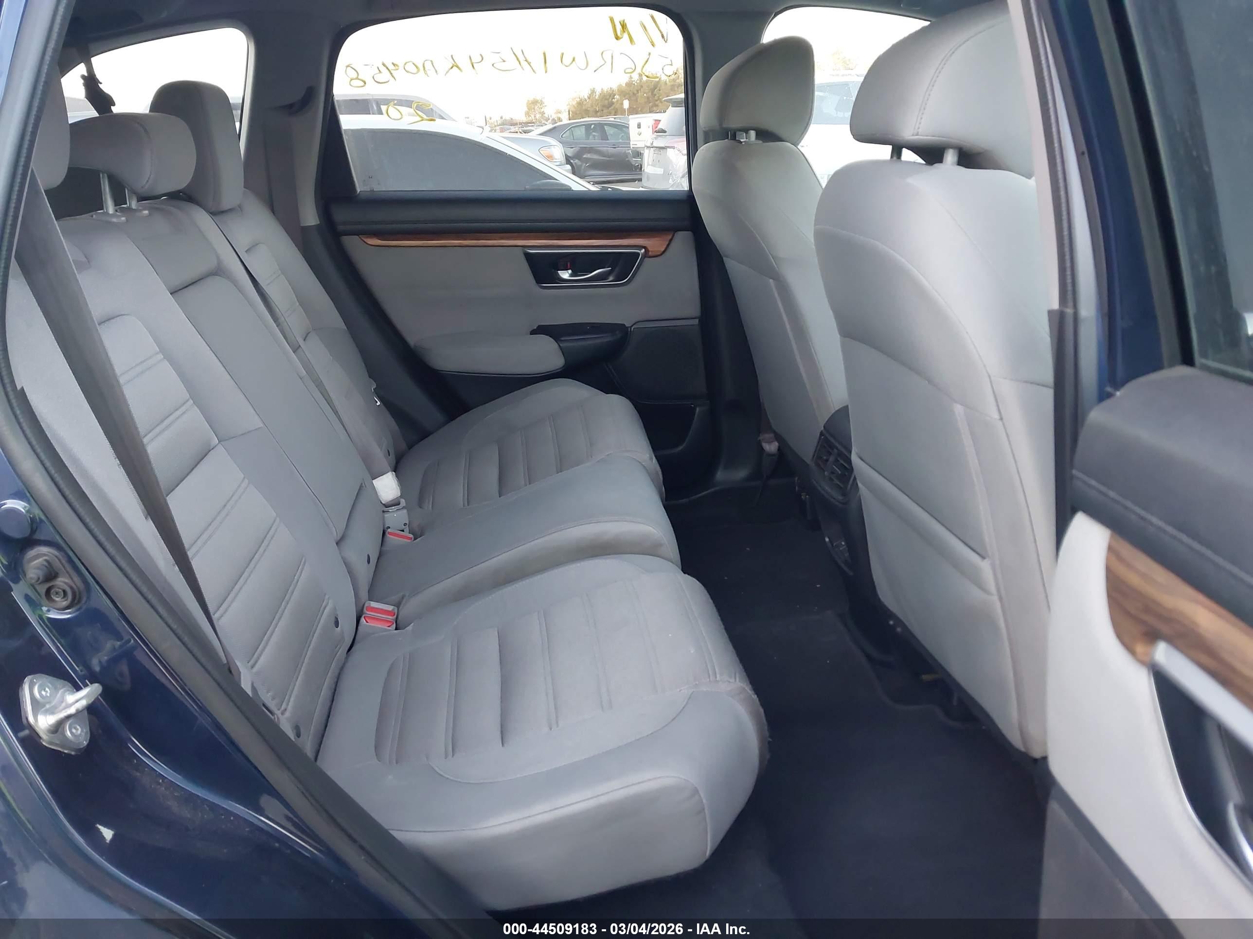 HONDA CR-V image 8