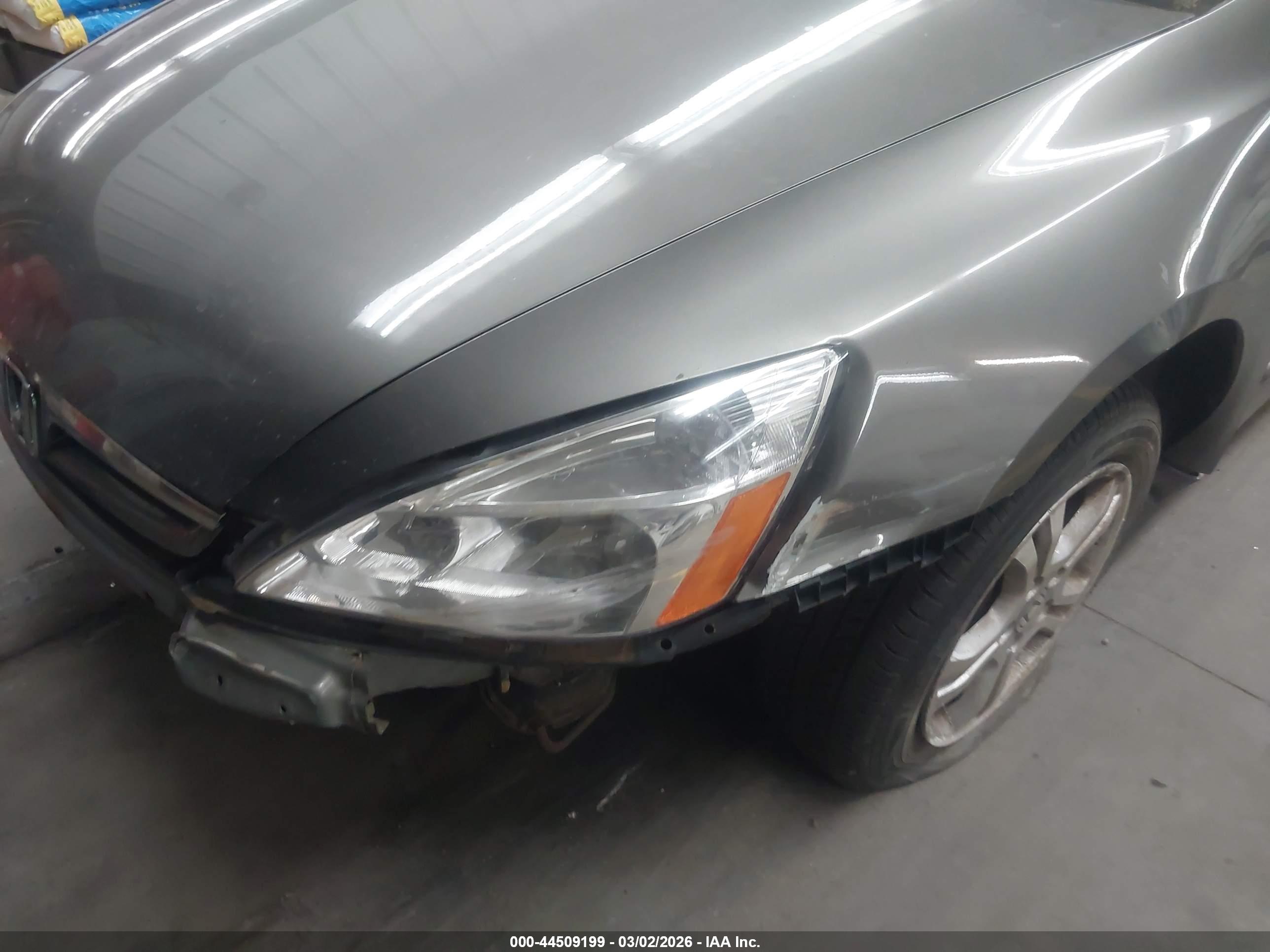 HONDA ACCORD image 6