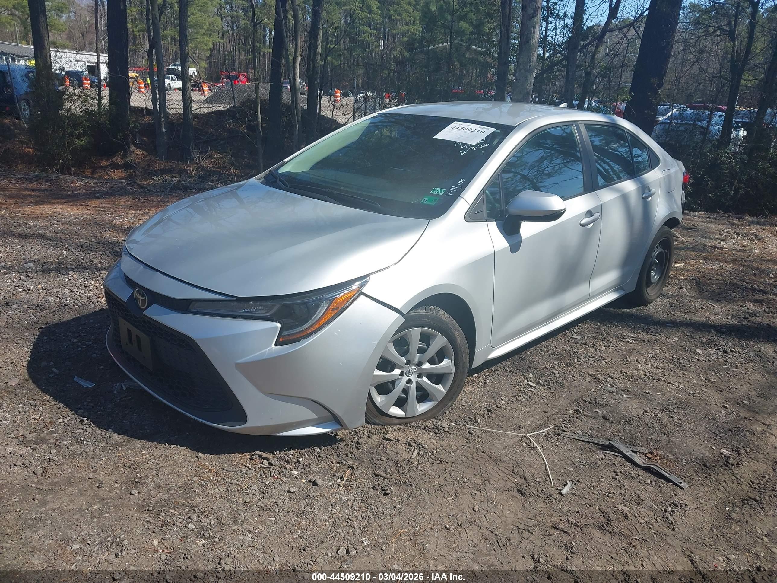 TOYOTA COROLLA image 2