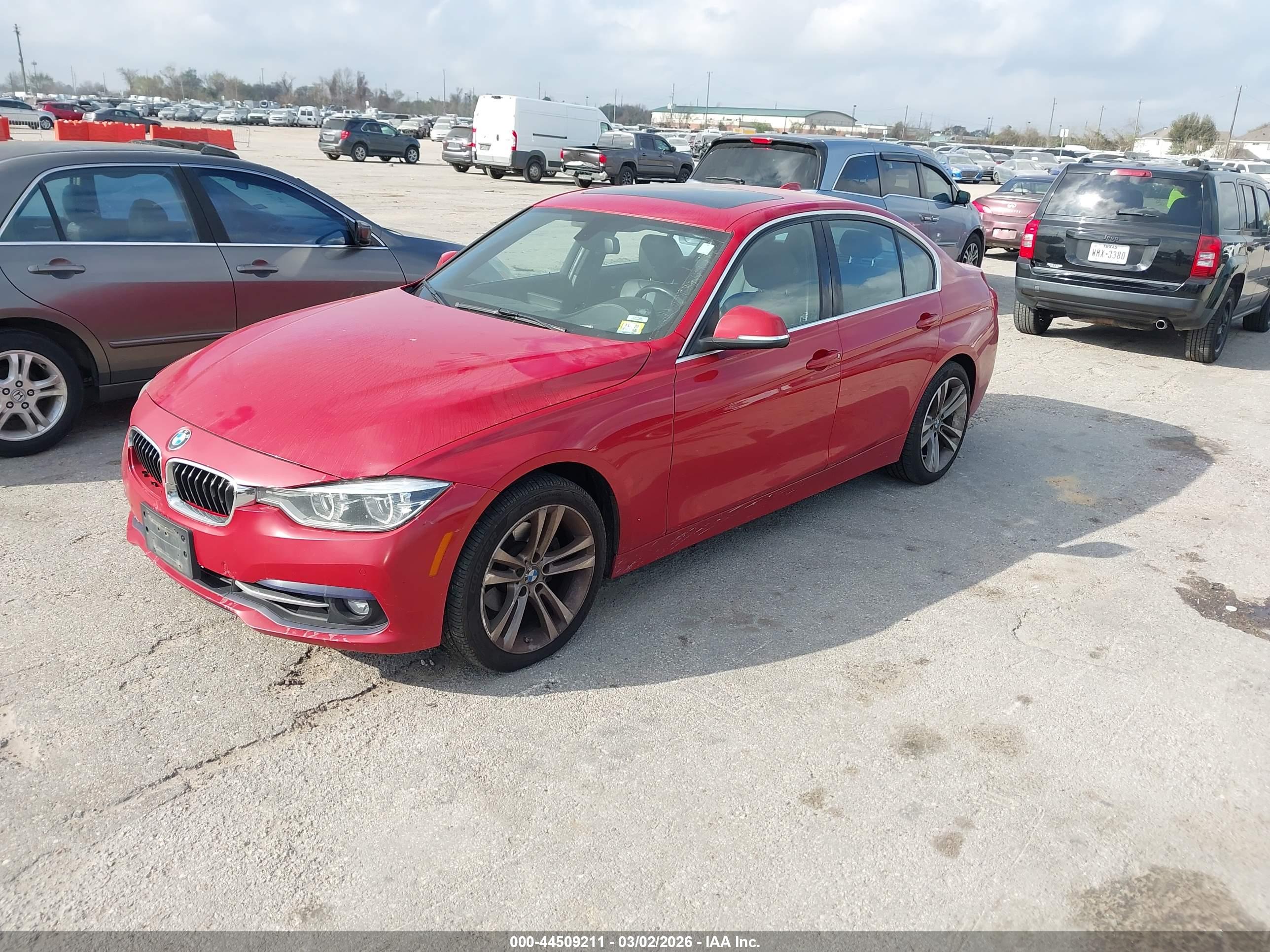 BMW 330I image 2