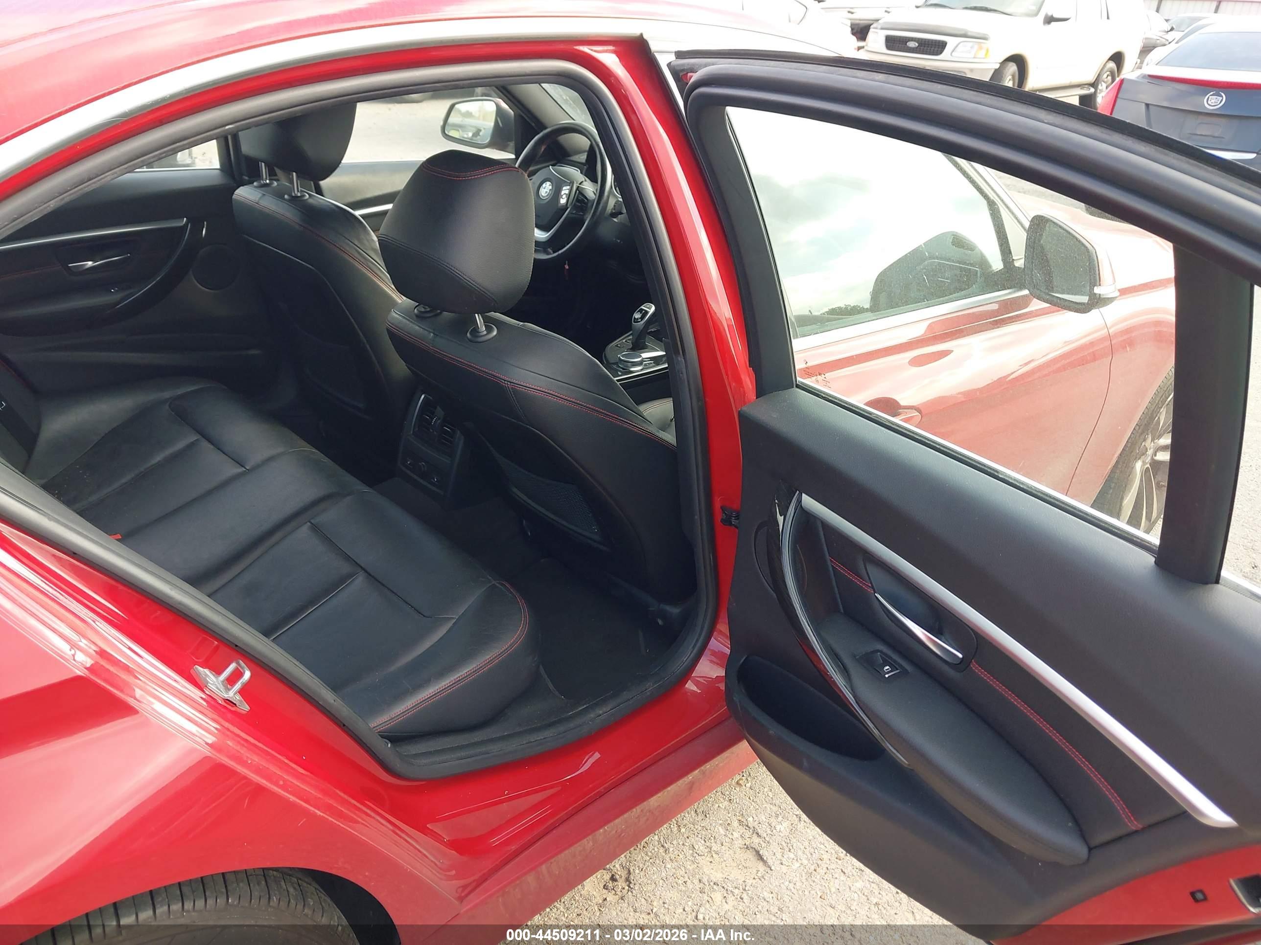 BMW 330I image 8