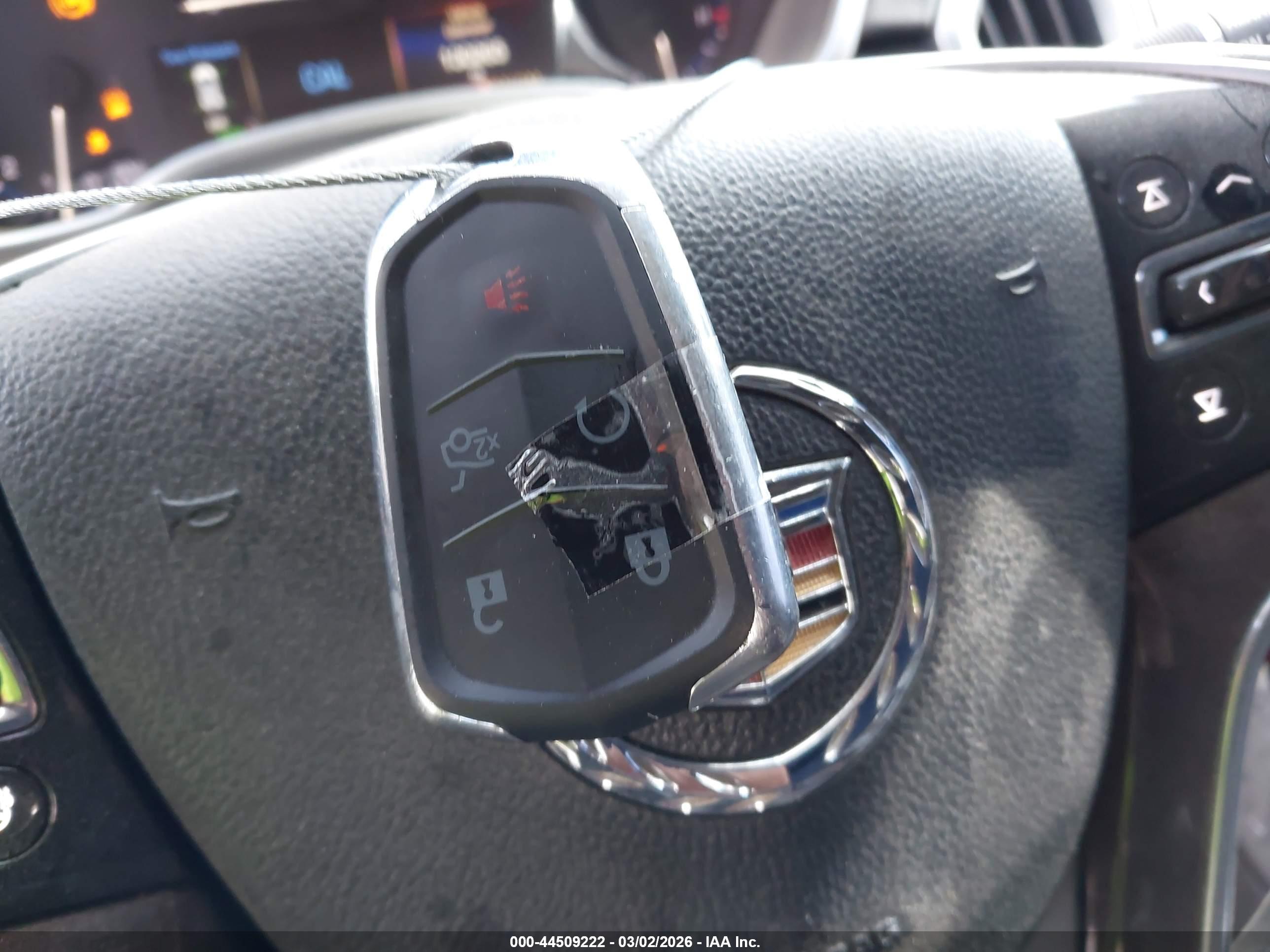 CADILLAC SRX image 11