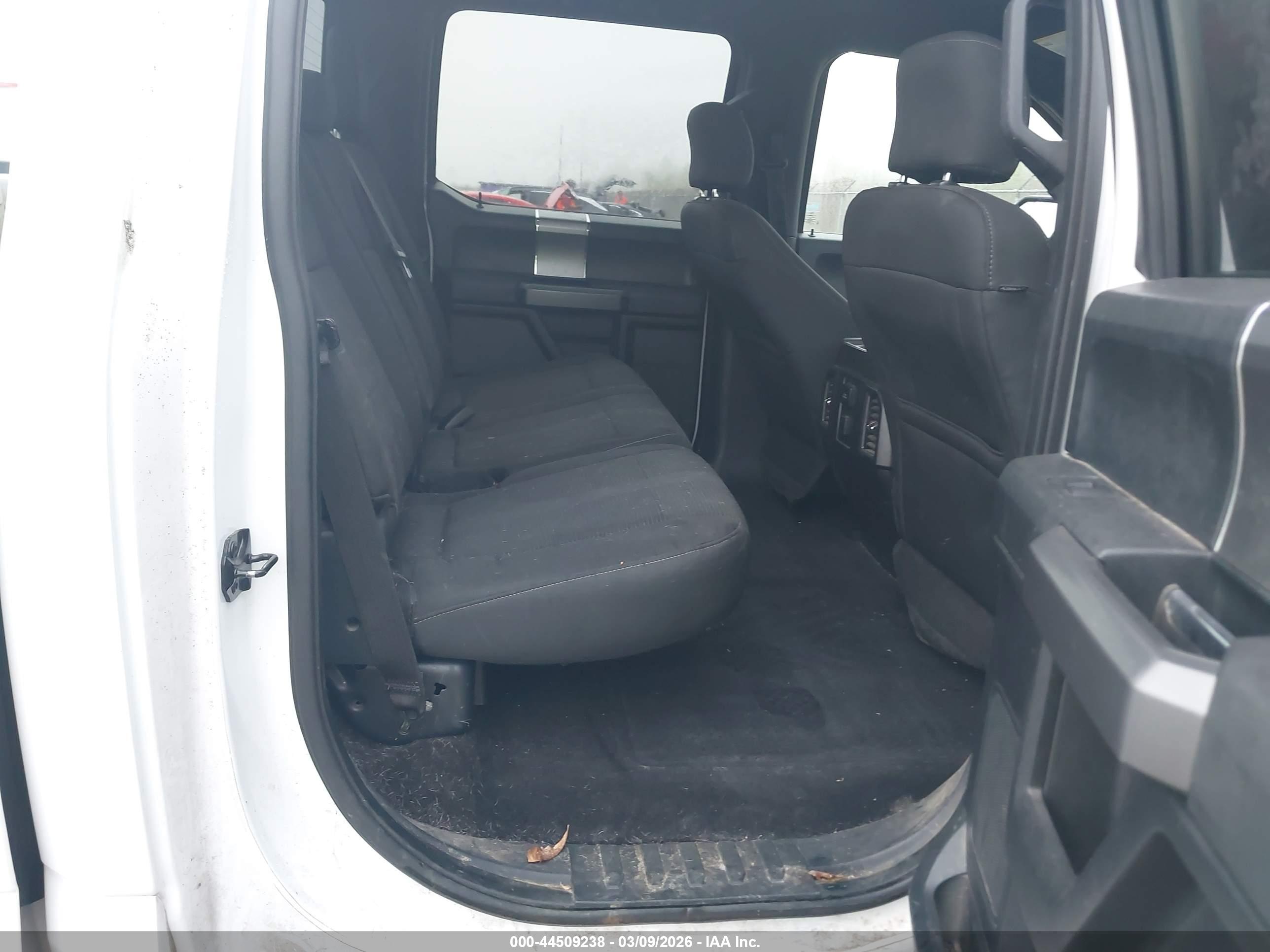 FORD F-150 image 8