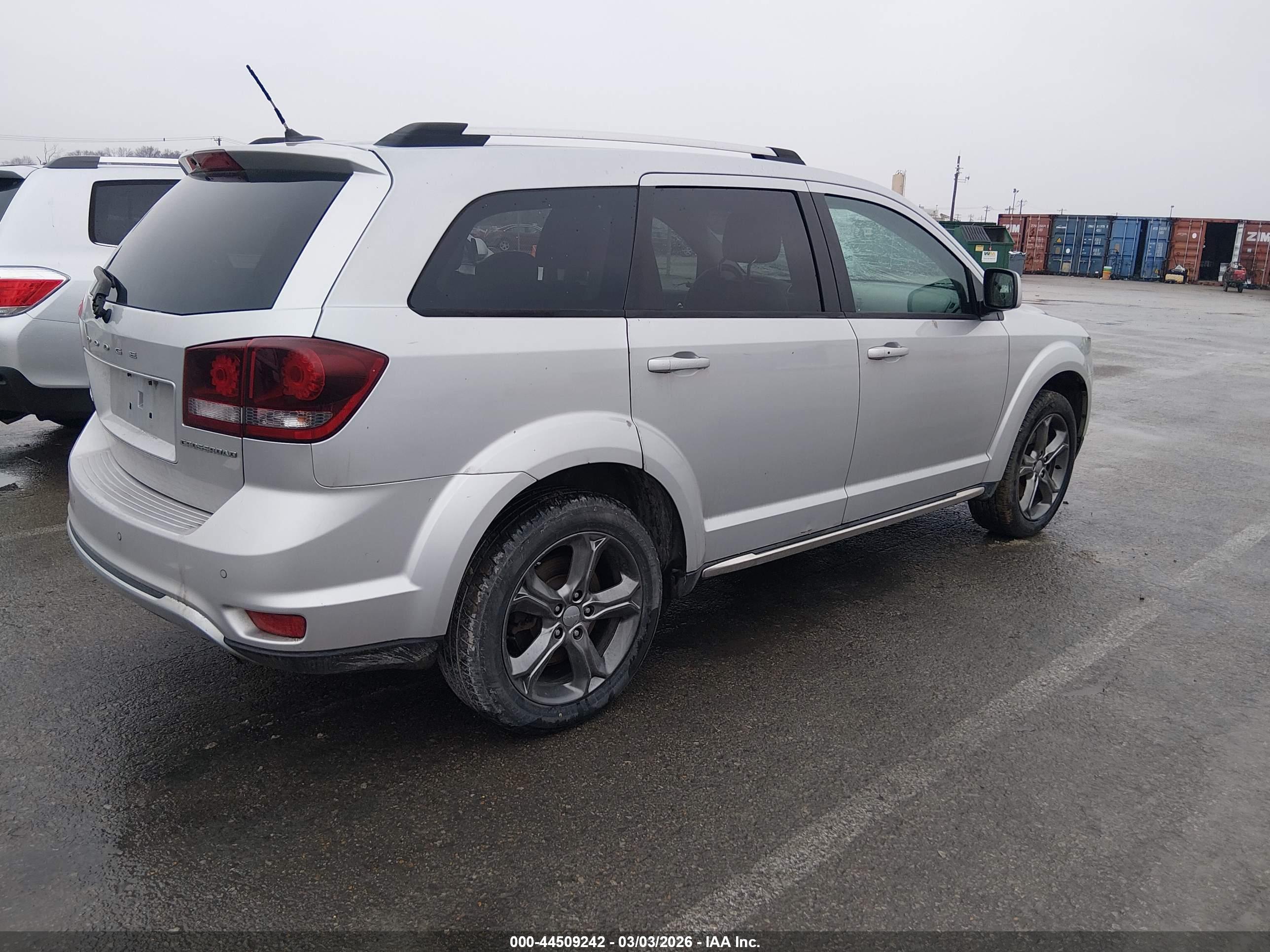 DODGE JOURNEY image 4