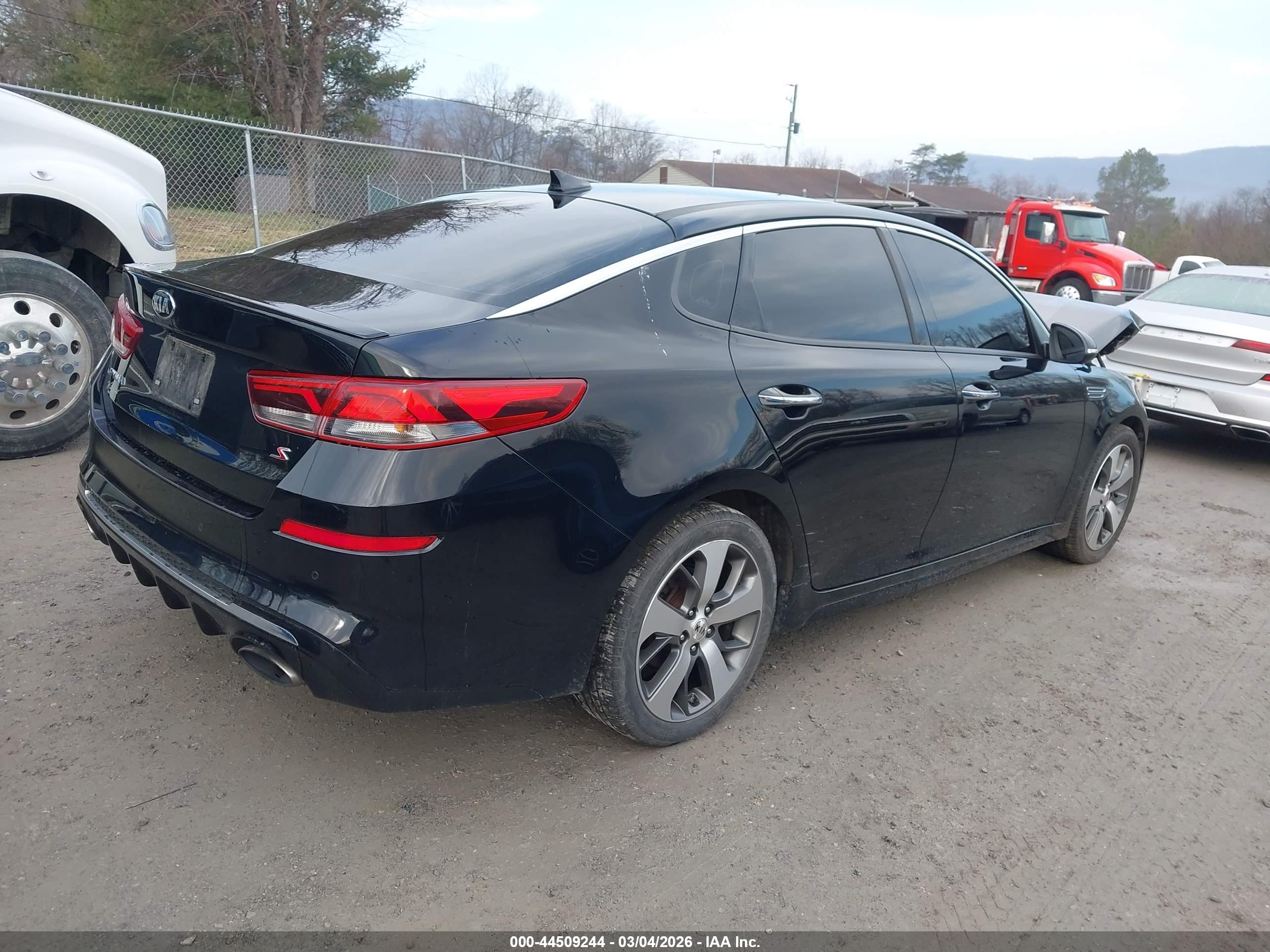 KIA OPTIMA image 4