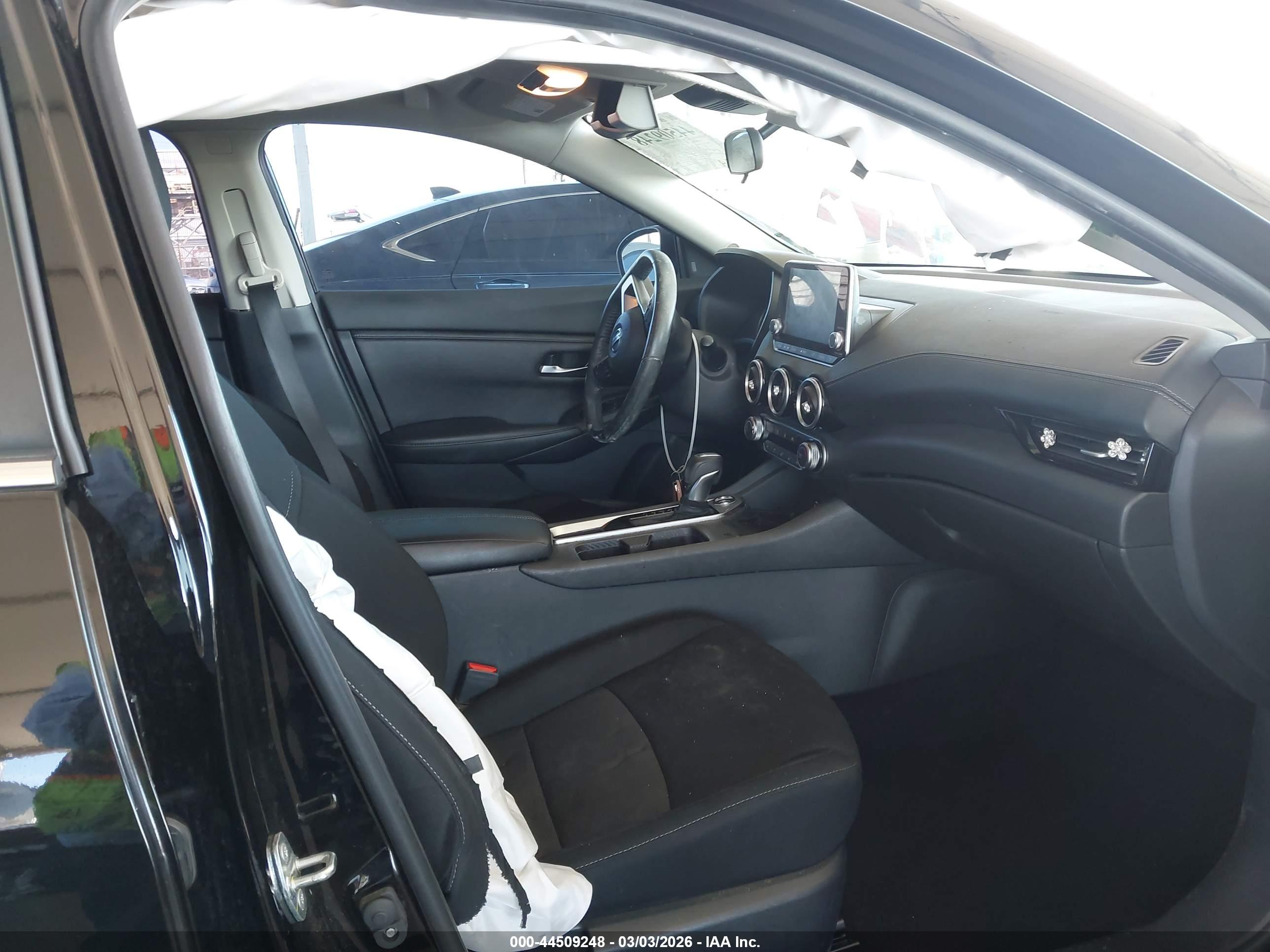 NISSAN SENTRA image 5