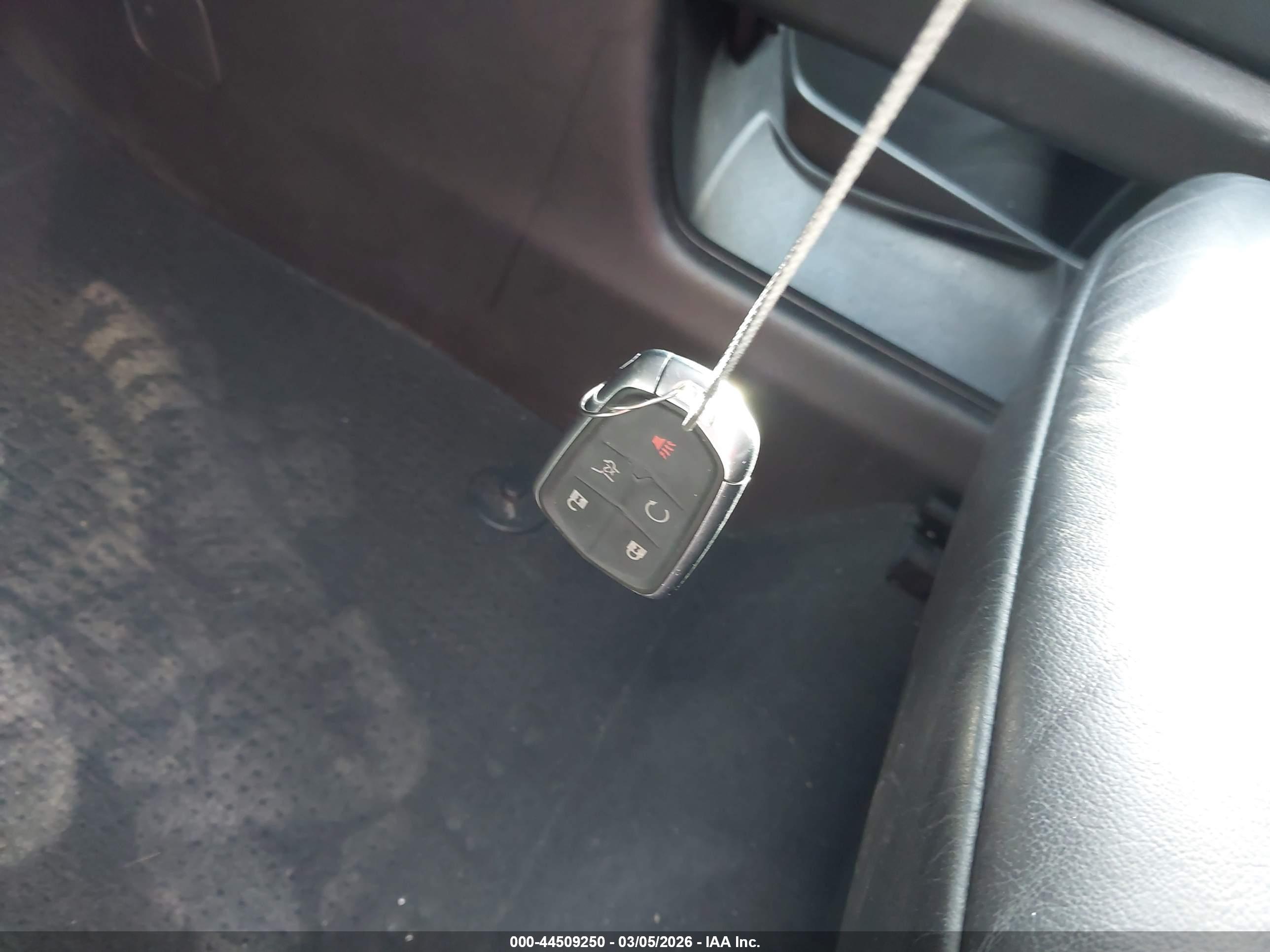 CADILLAC XT5 image 11