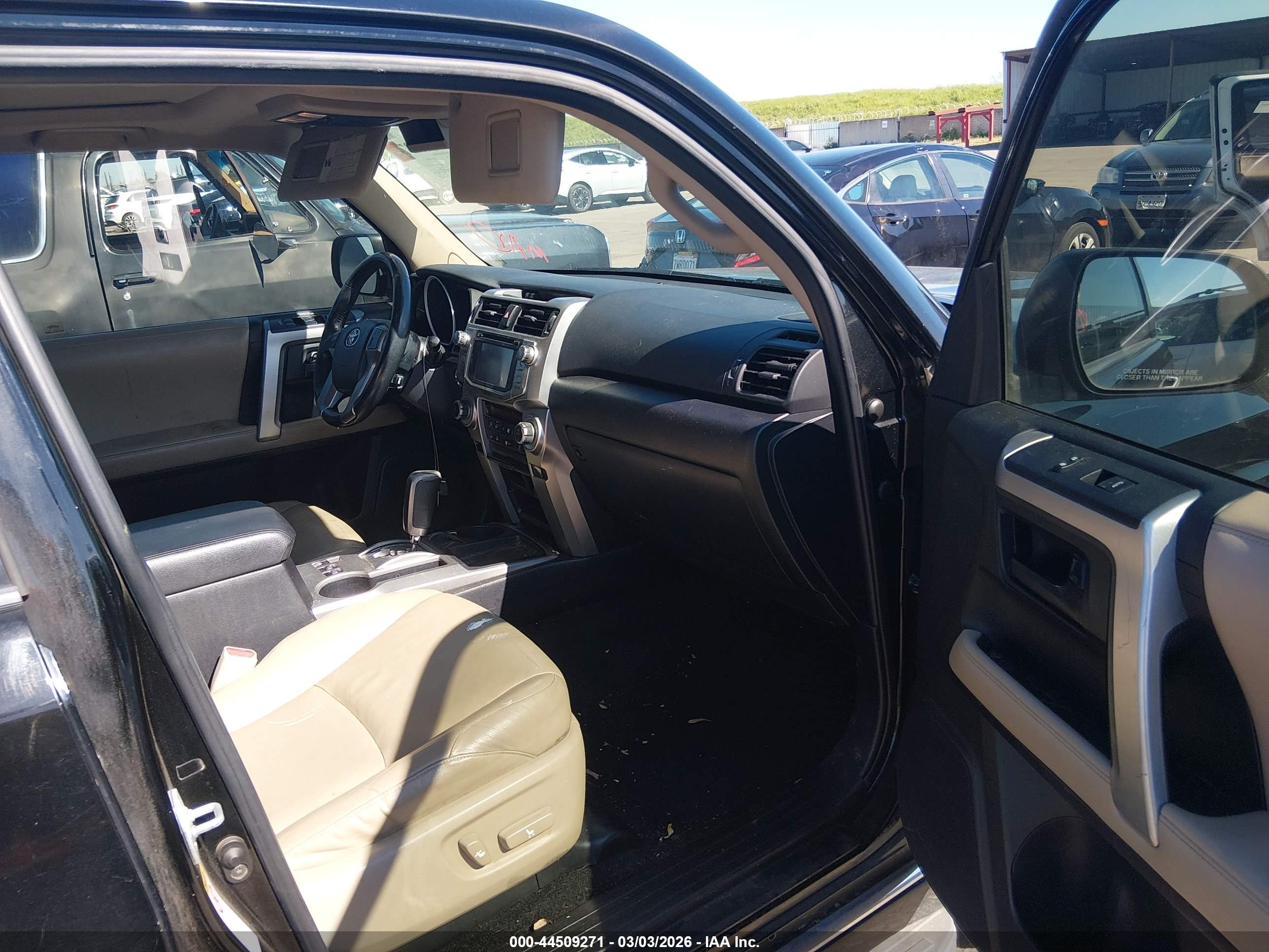 TOYOTA 4RUNNER image 5