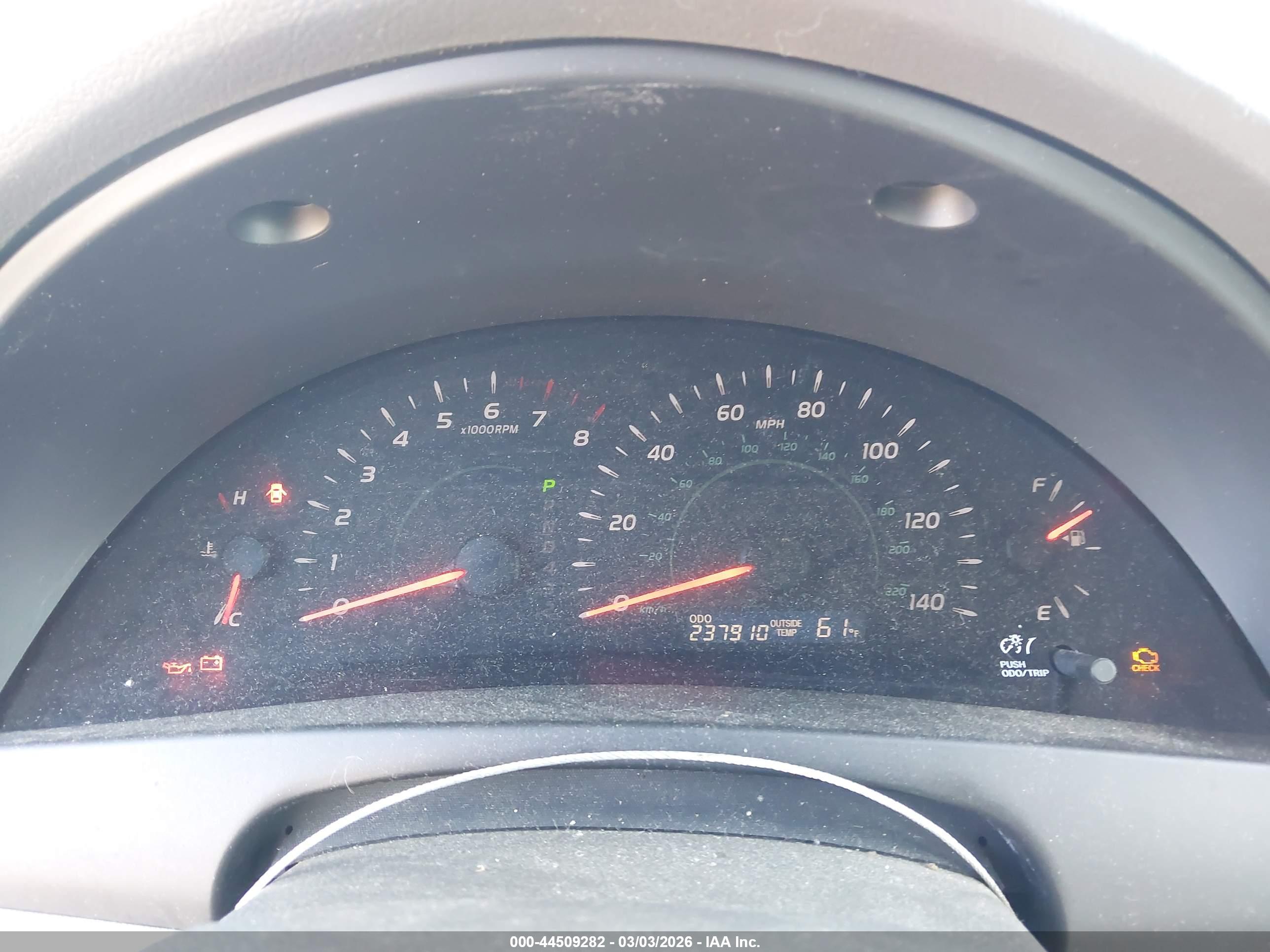 TOYOTA CAMRY image 7