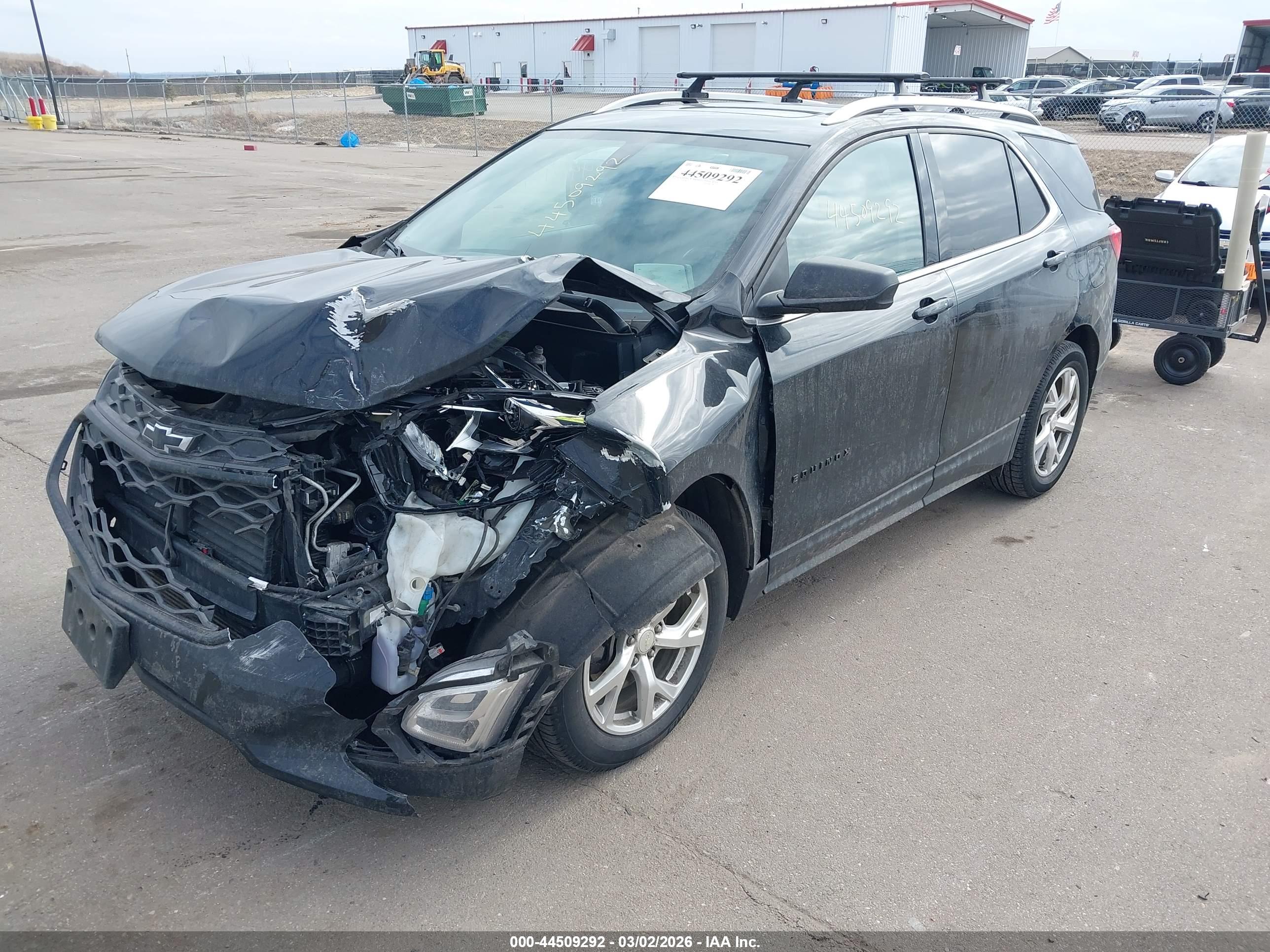 CHEVROLET EQUINOX image 2
