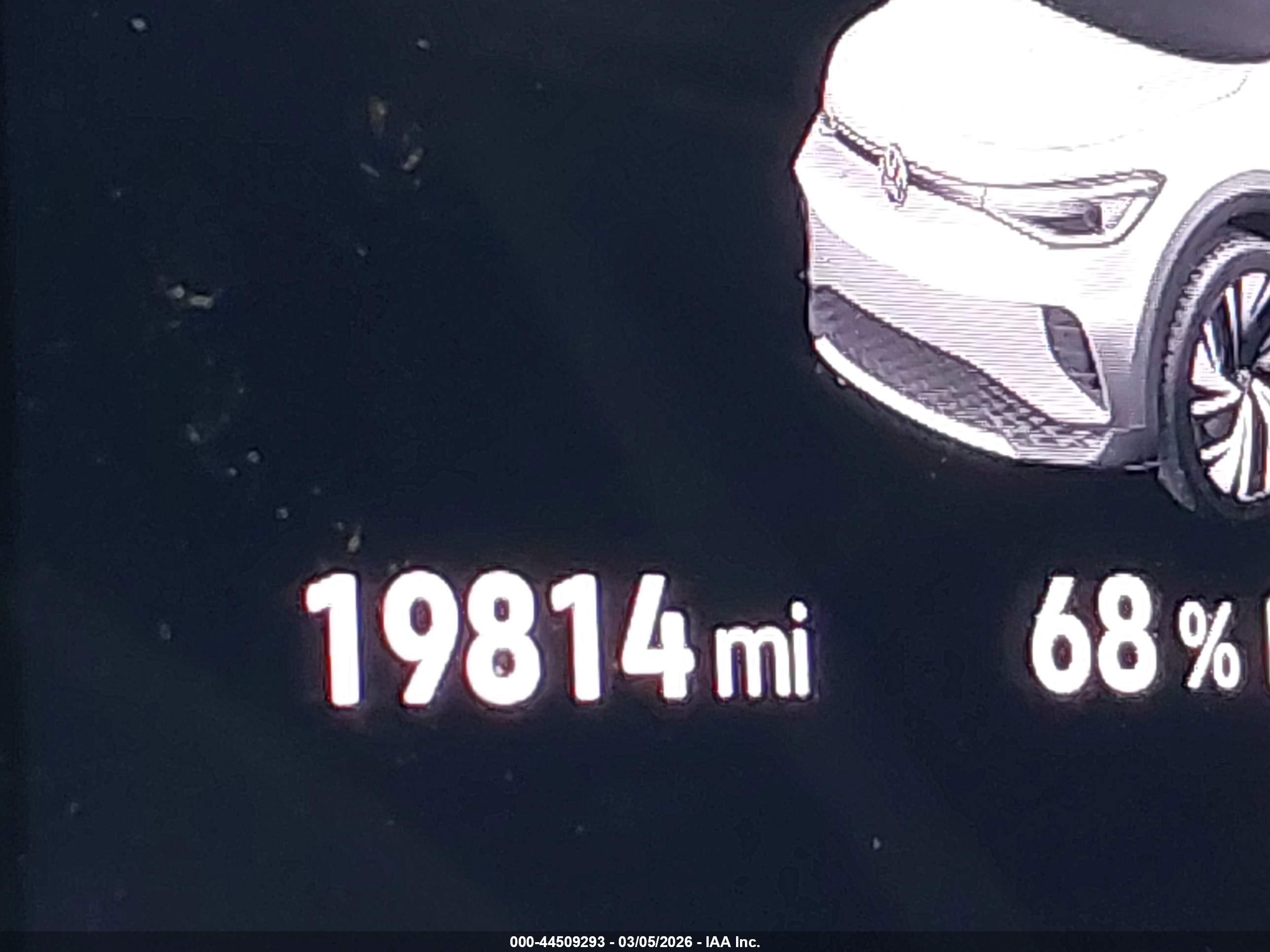 VOLKSWAGEN ID.4 image 7