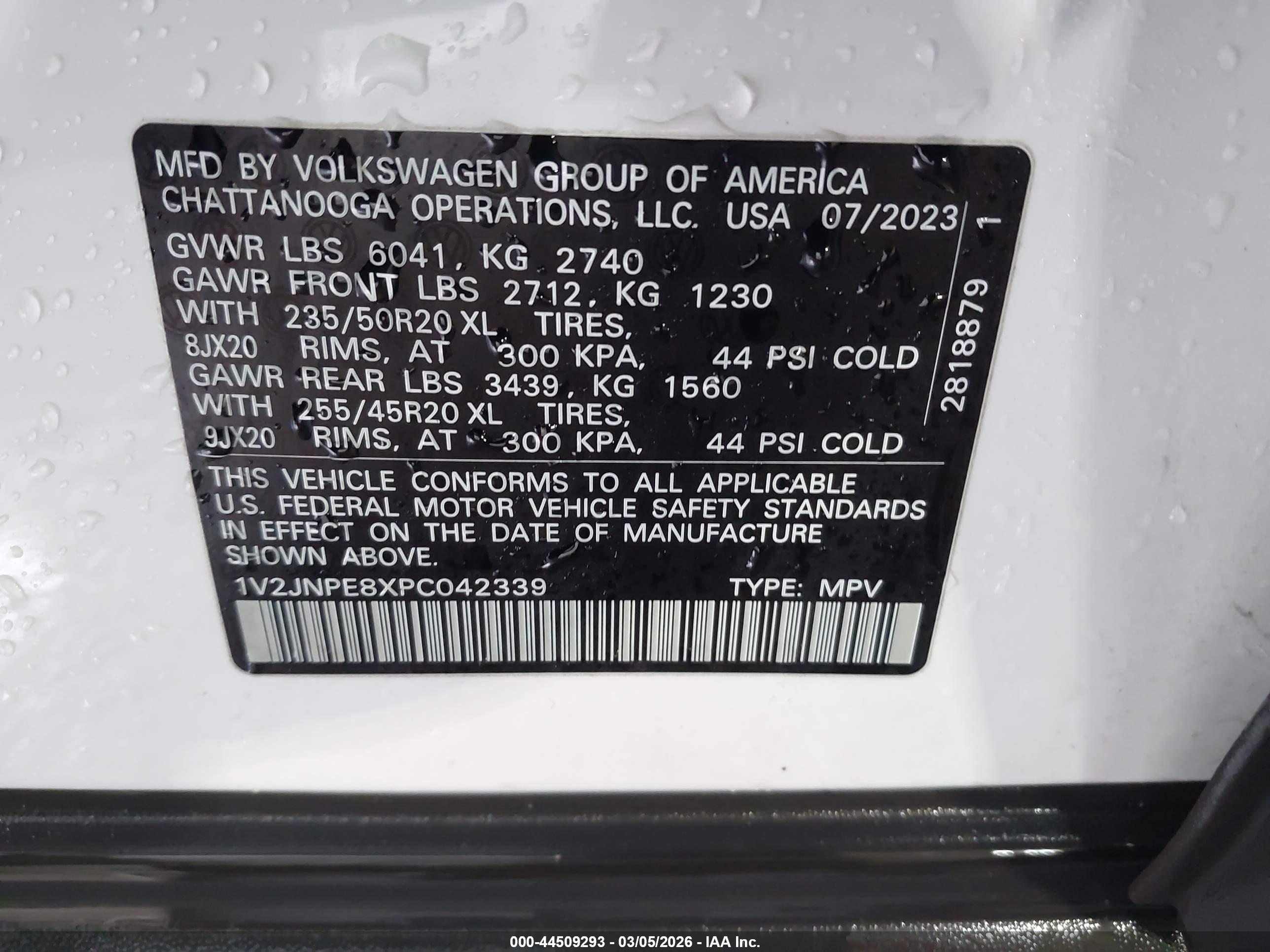 VOLKSWAGEN ID.4 image 9