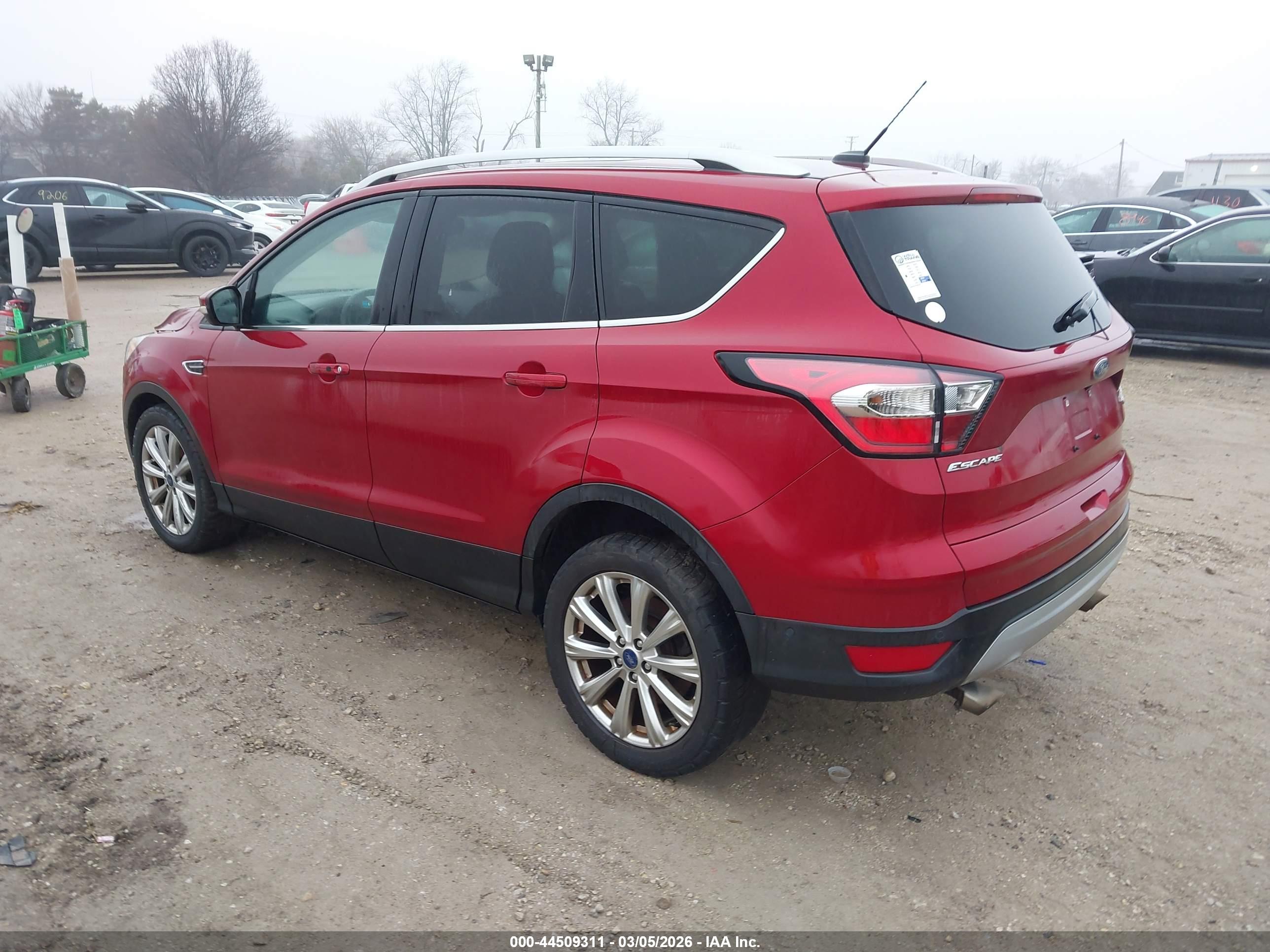 FORD ESCAPE image 3