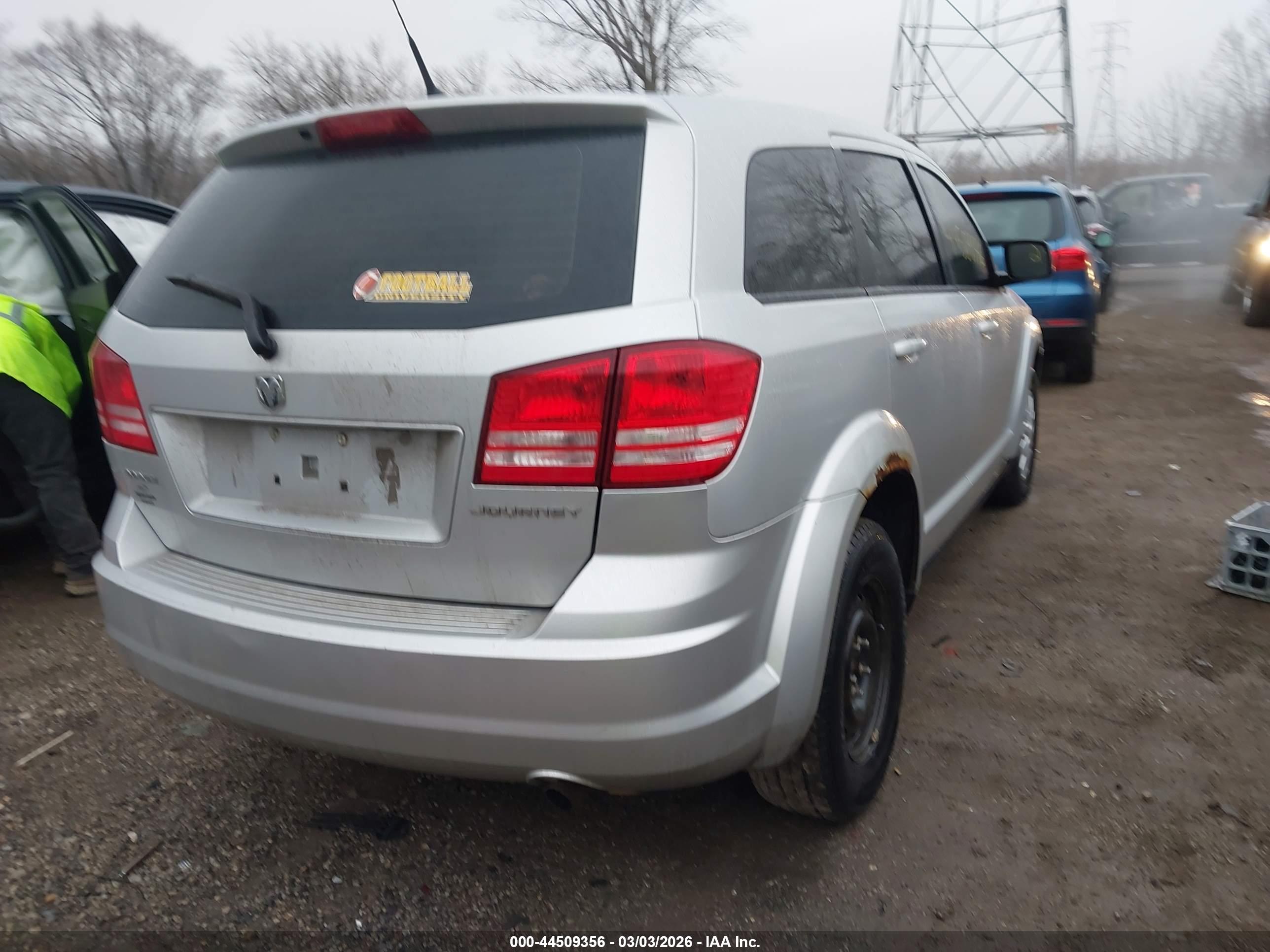 DODGE JOURNEY image 4