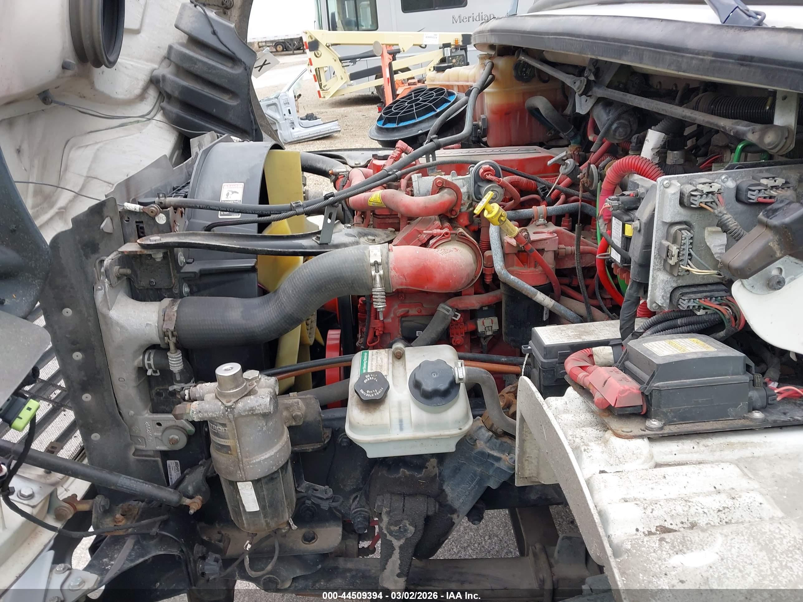 FREIGHTLINER M2 image 10