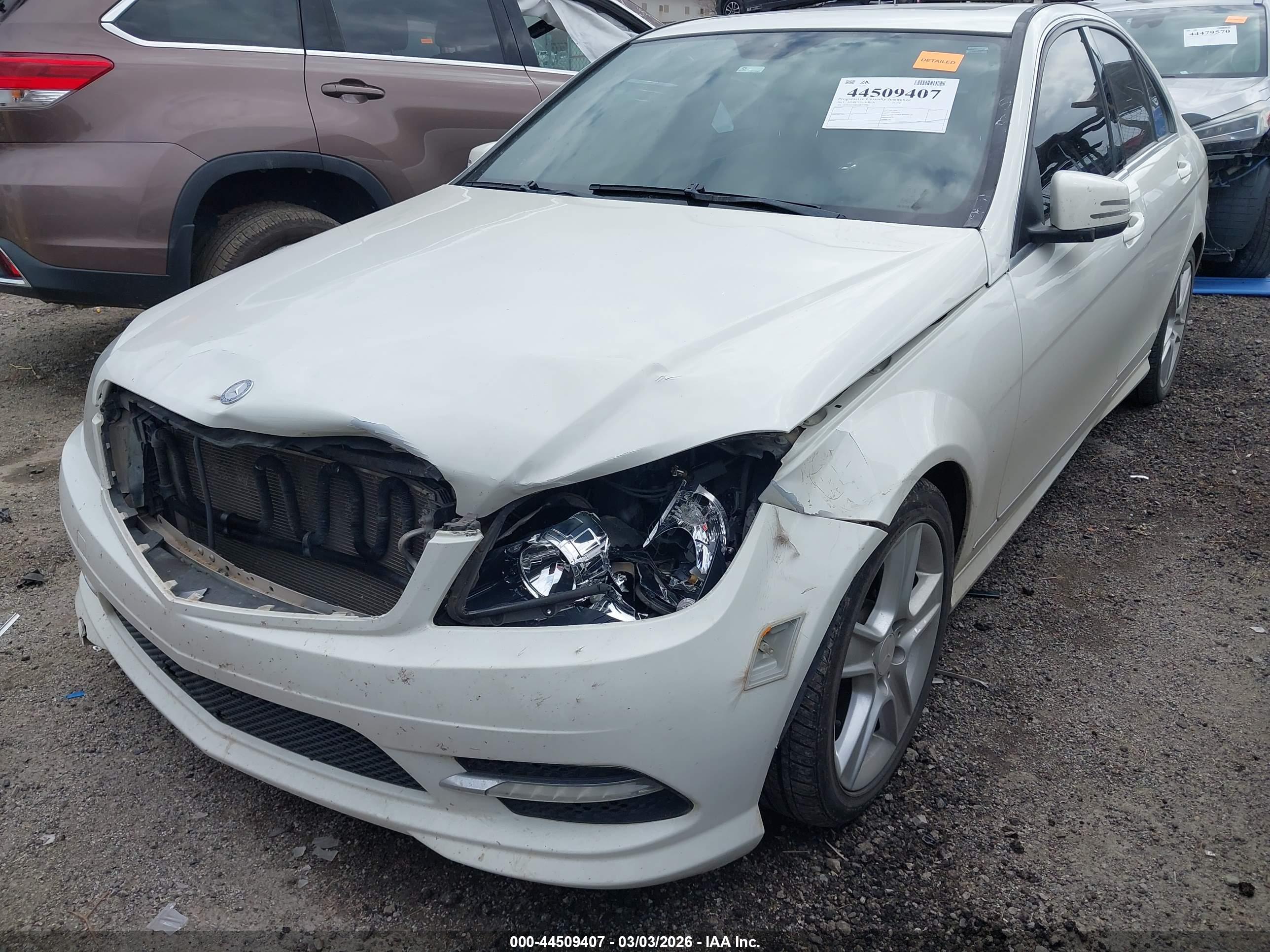 MERCEDES-BENZ C image 6