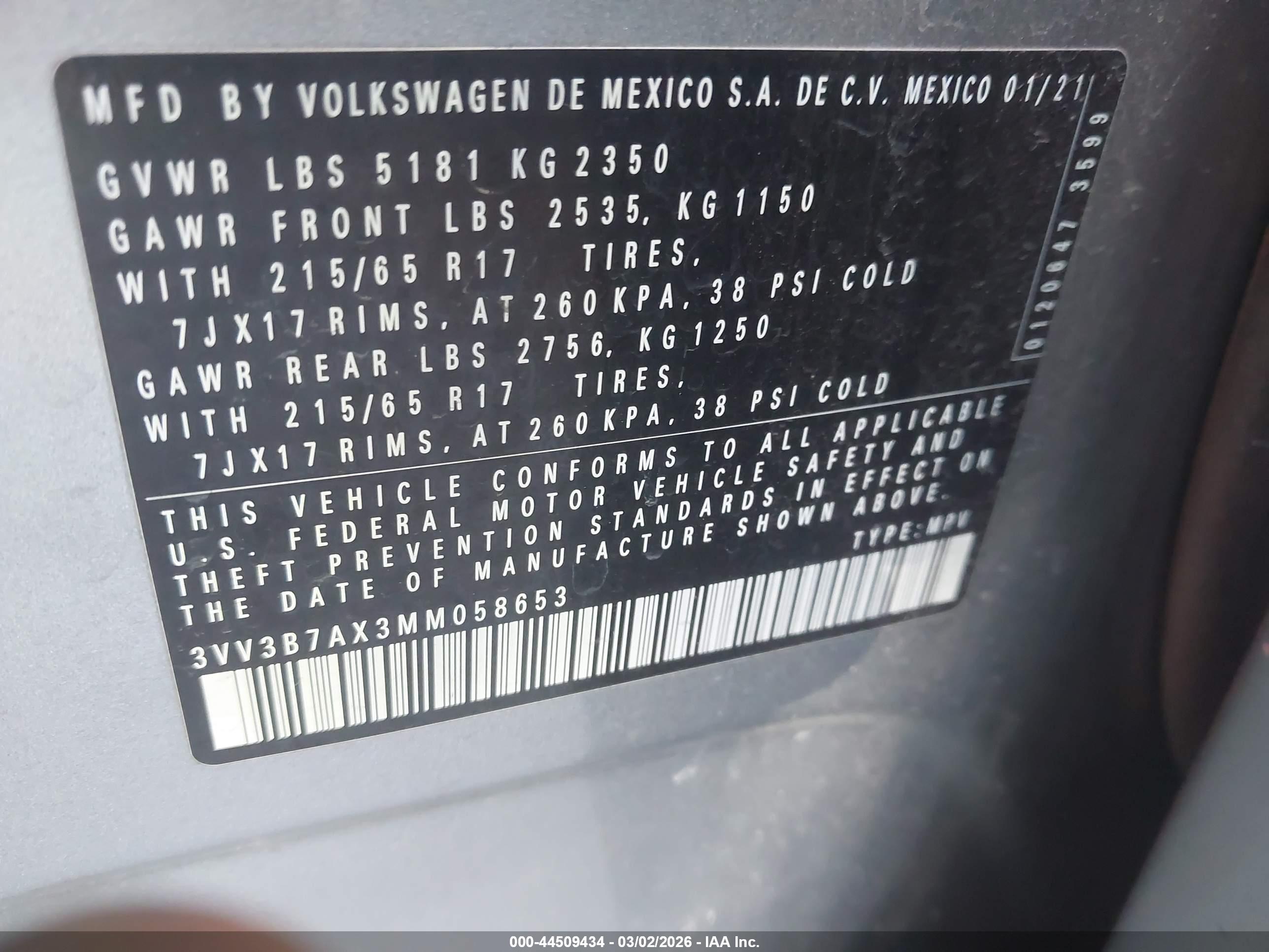 VOLKSWAGEN TIGUAN image 9