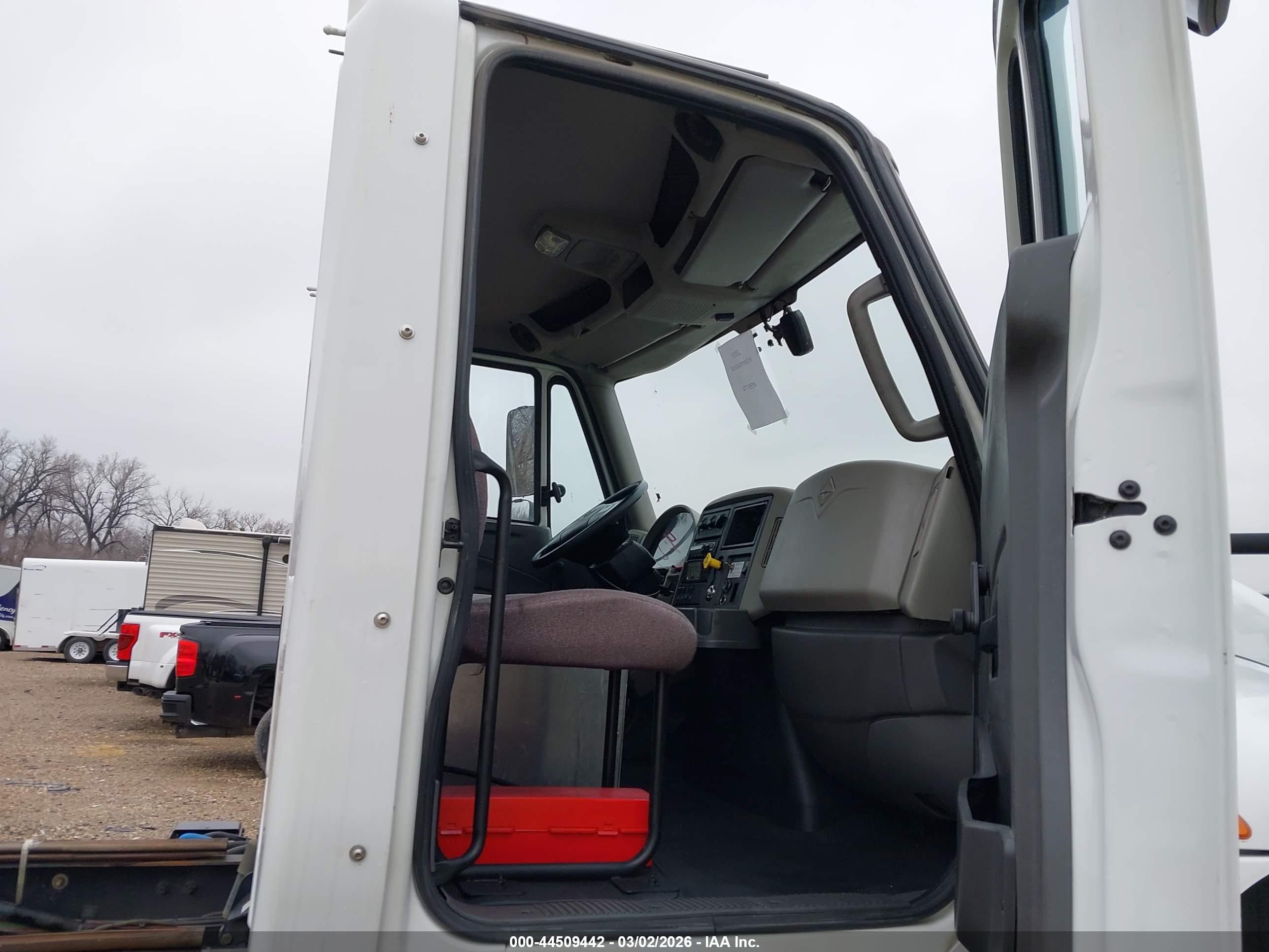 INTERNATIONAL DURASTAR image 7