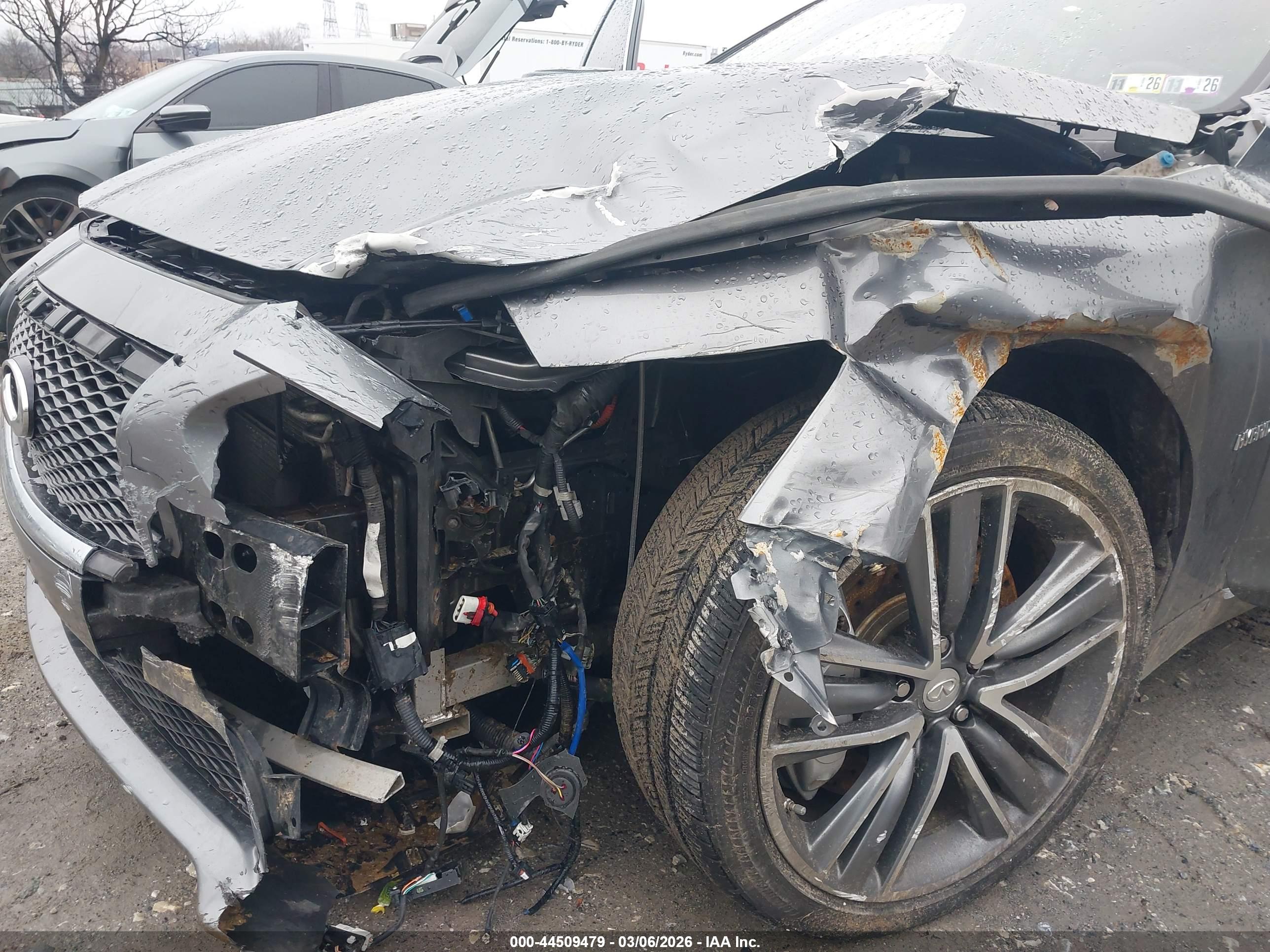 INFINITI Q50 image 6
