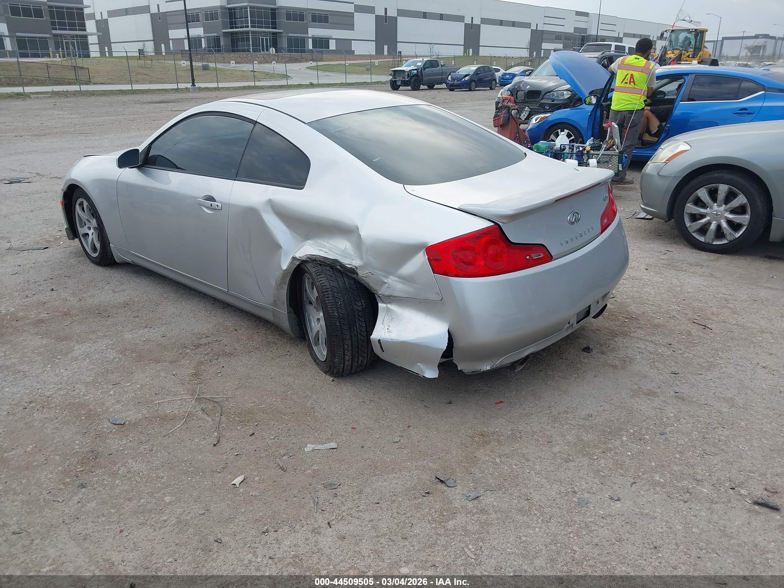 INFINITI G35 image 3