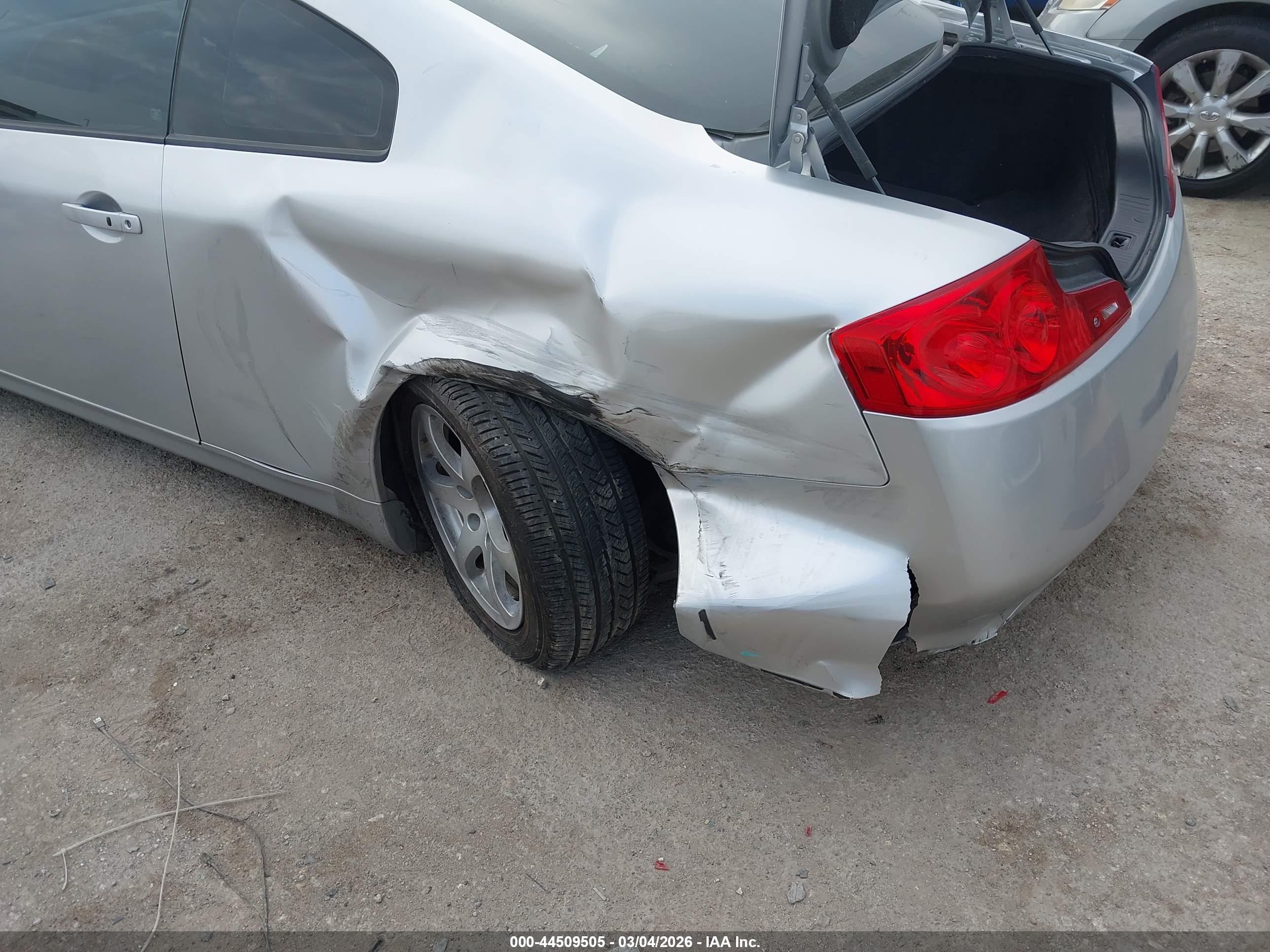 INFINITI G35 image 6