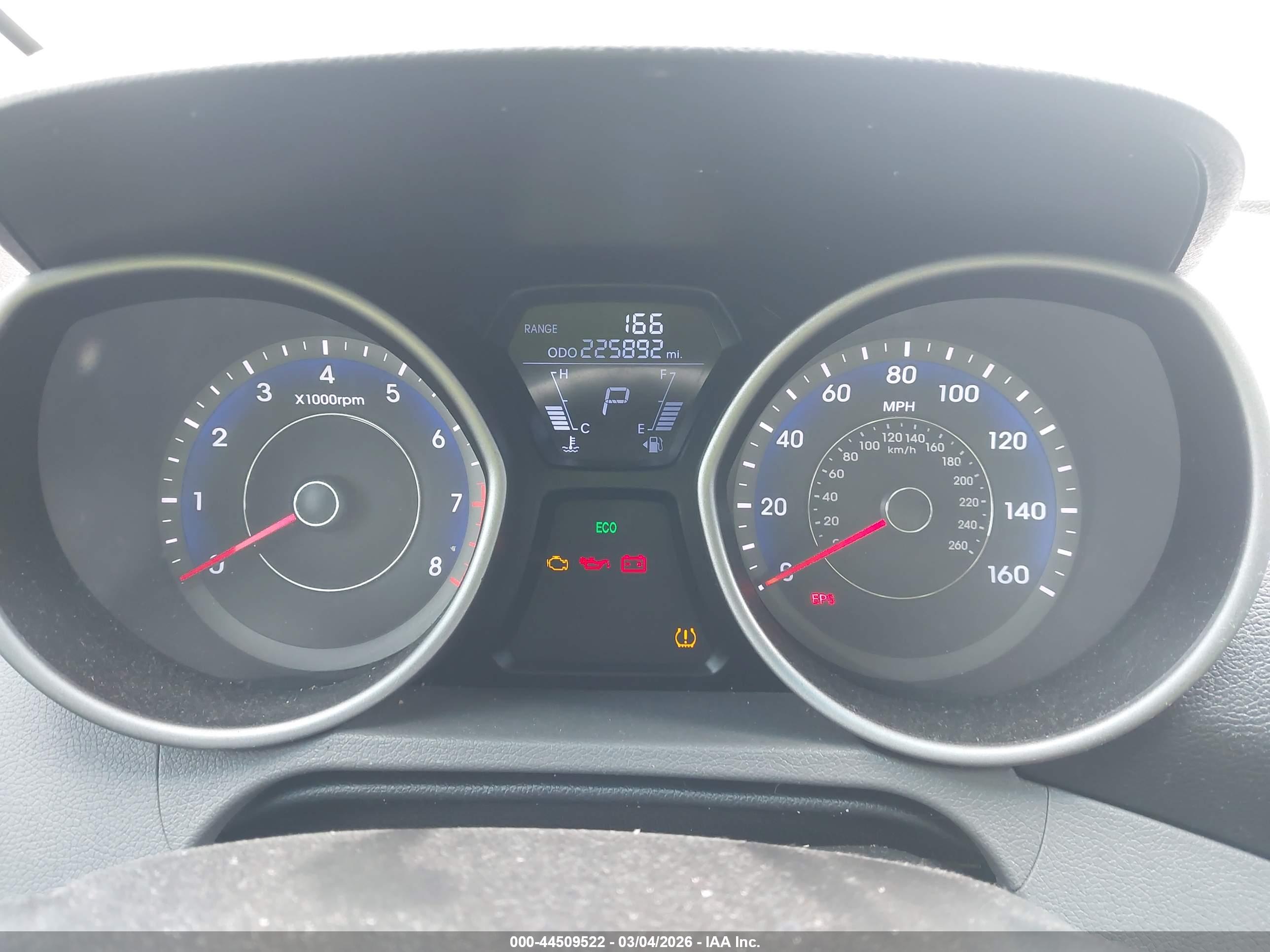 HYUNDAI ELANTRA image 7