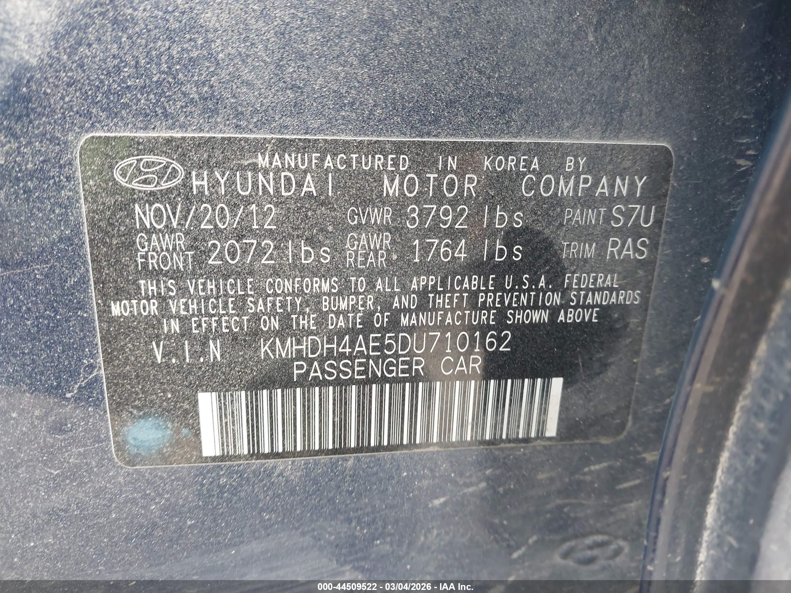 HYUNDAI ELANTRA image 9