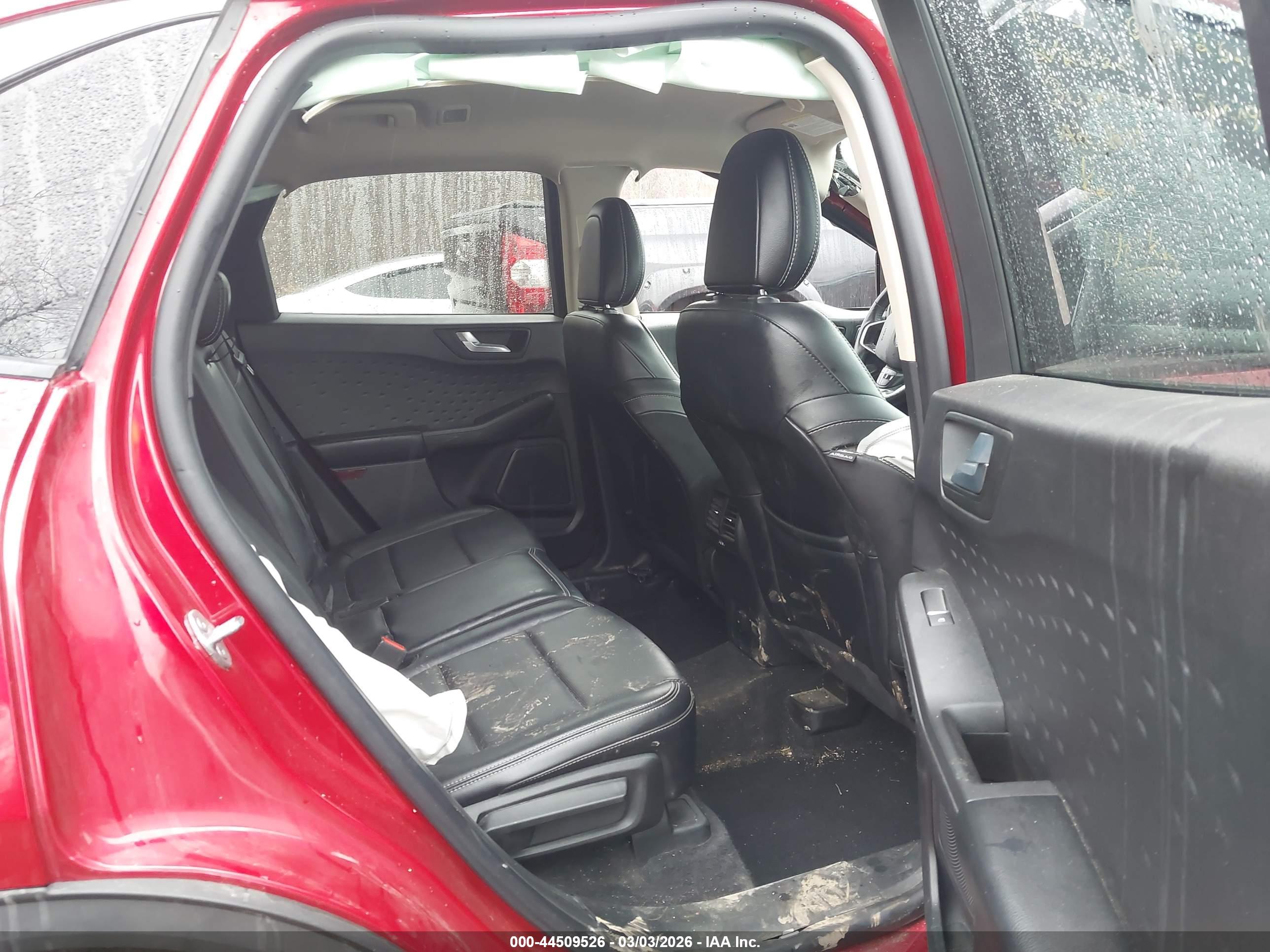 FORD ESCAPE image 8