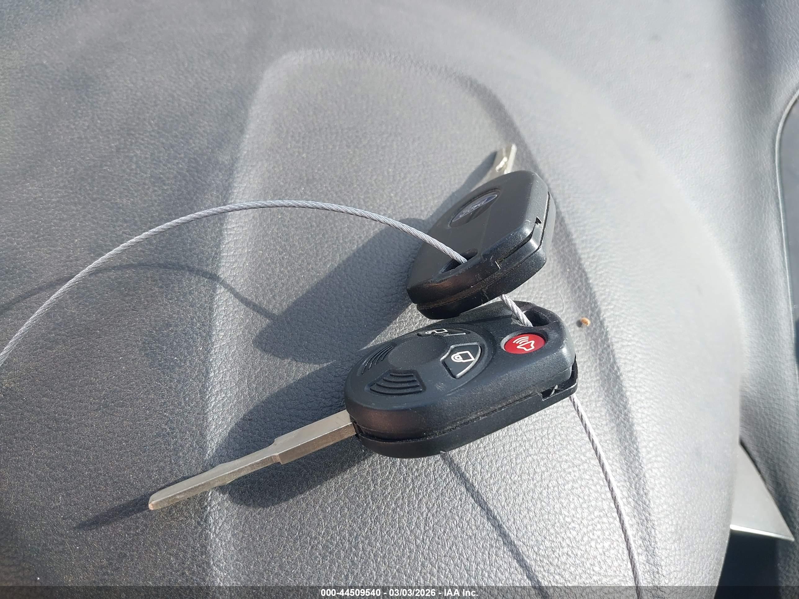 FORD ESCAPE image 11