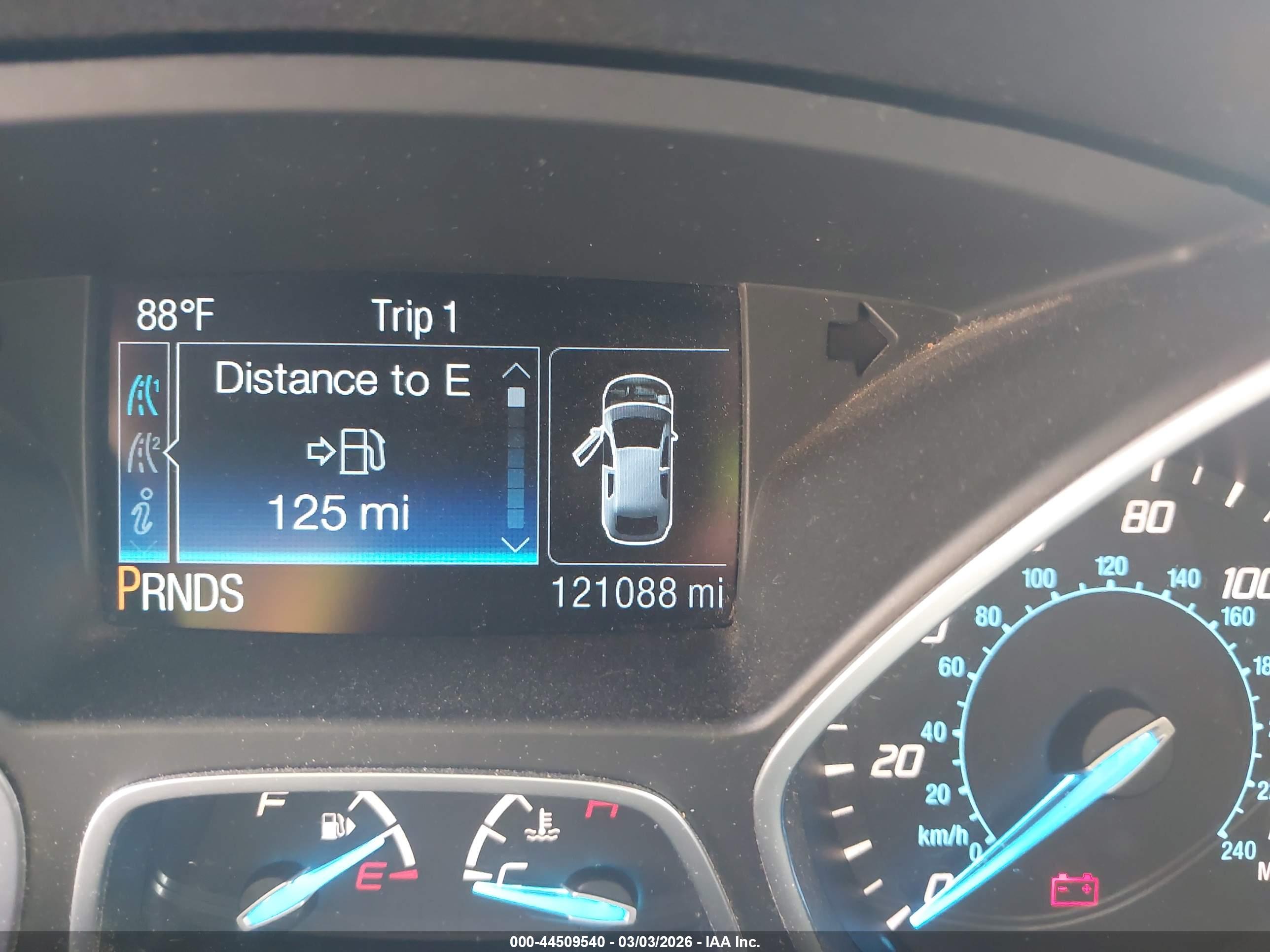 FORD ESCAPE image 7