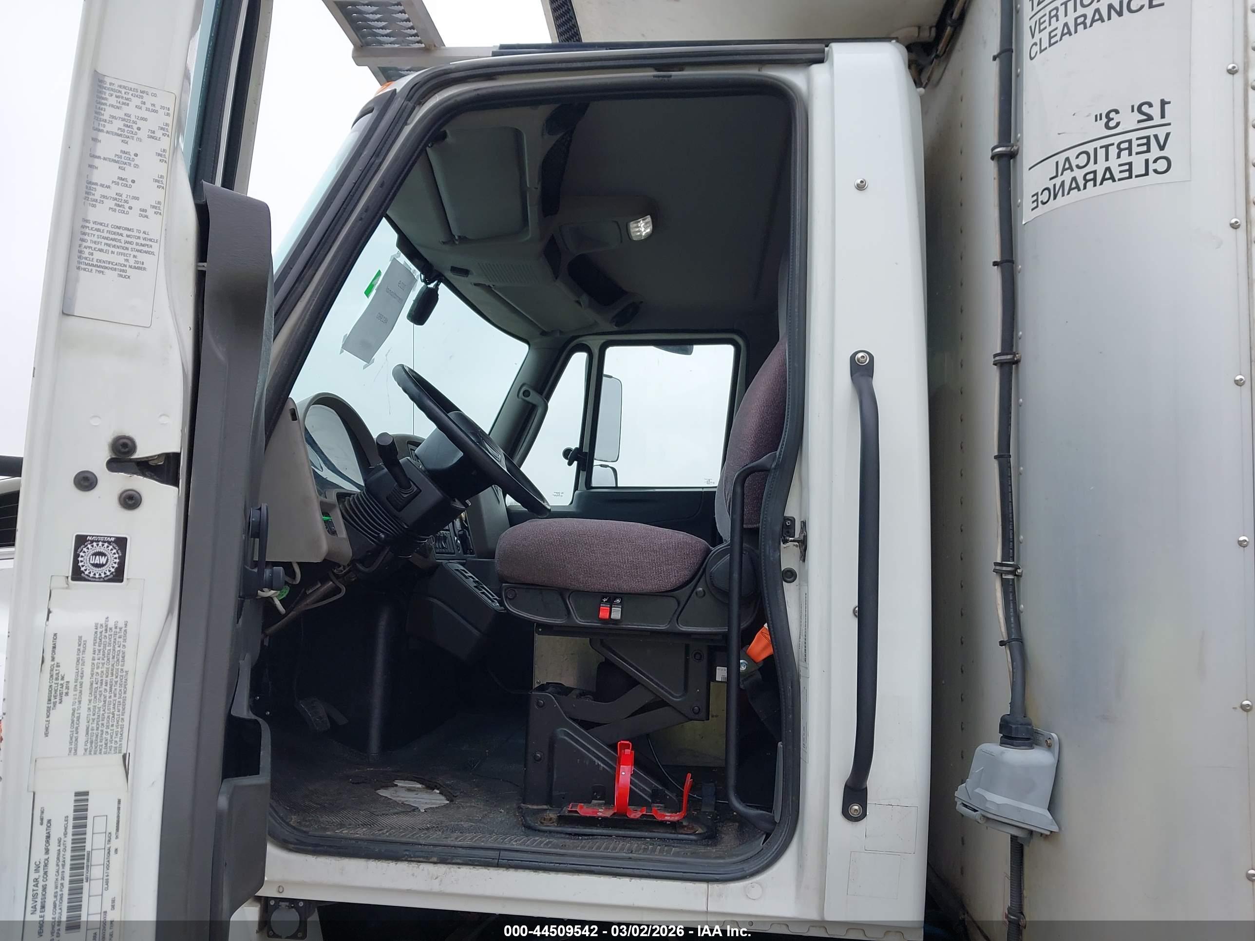 INTERNATIONAL DURASTAR image 8