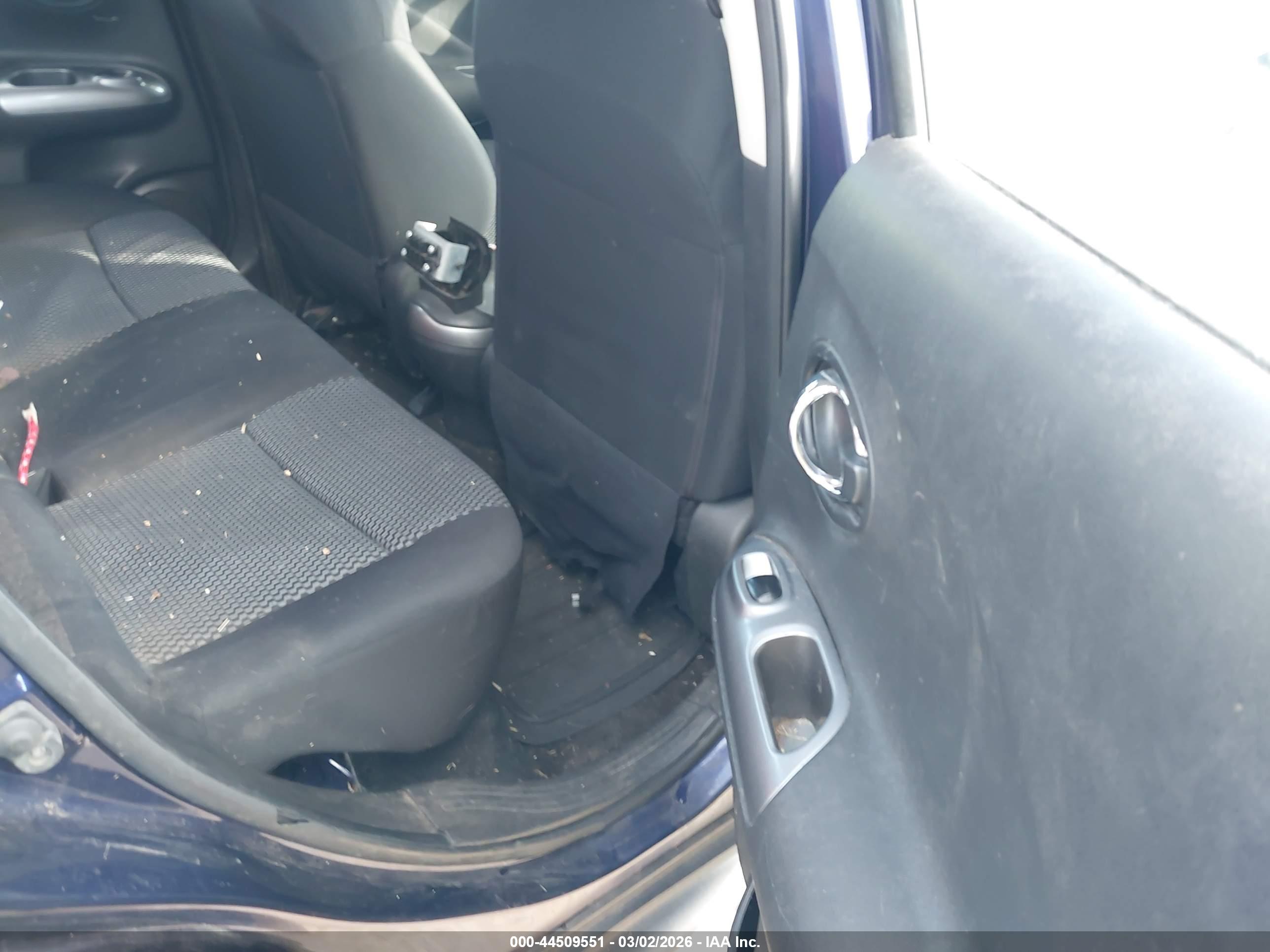 NISSAN JUKE image 8