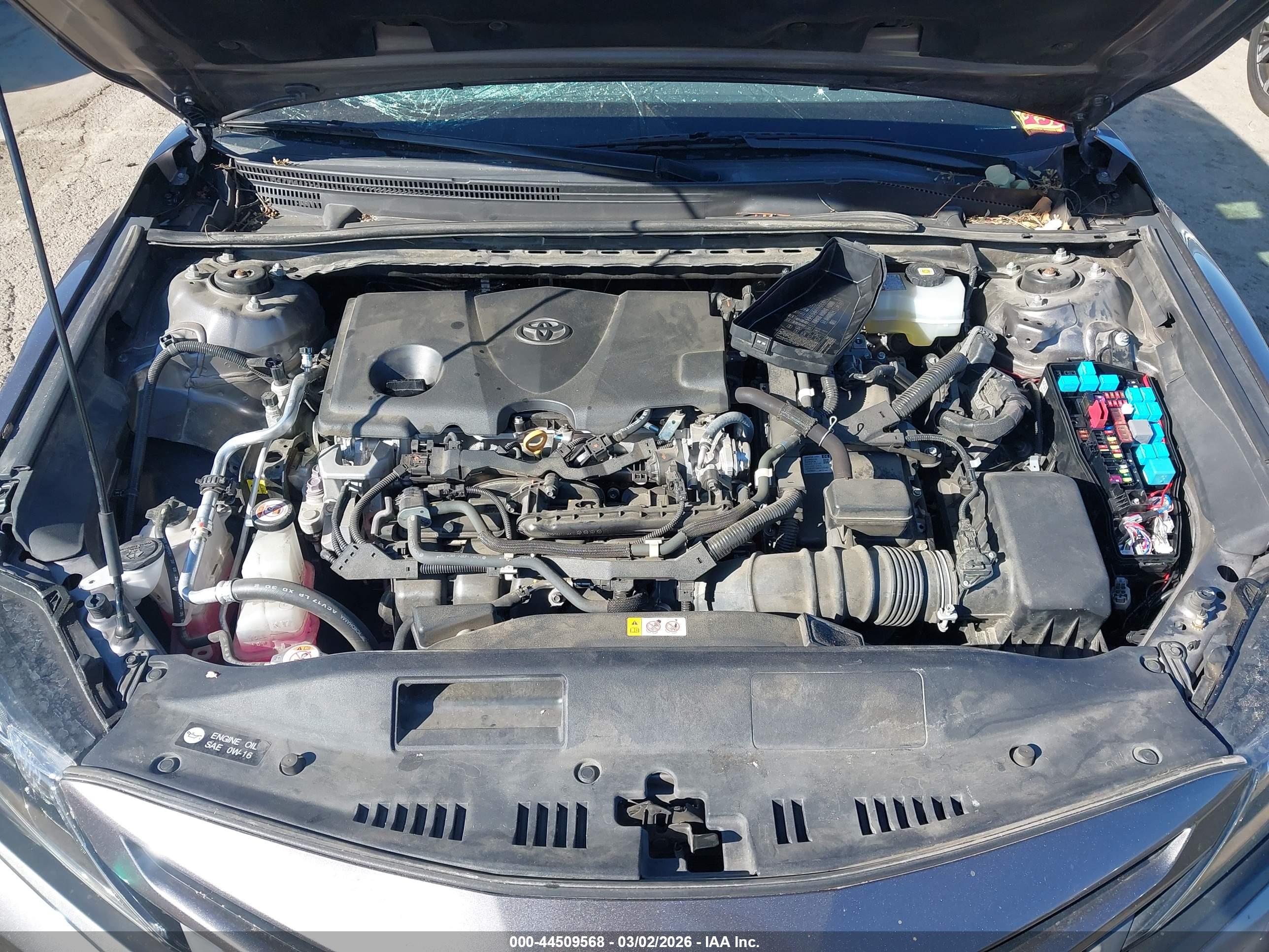 TOYOTA CAMRY image 10