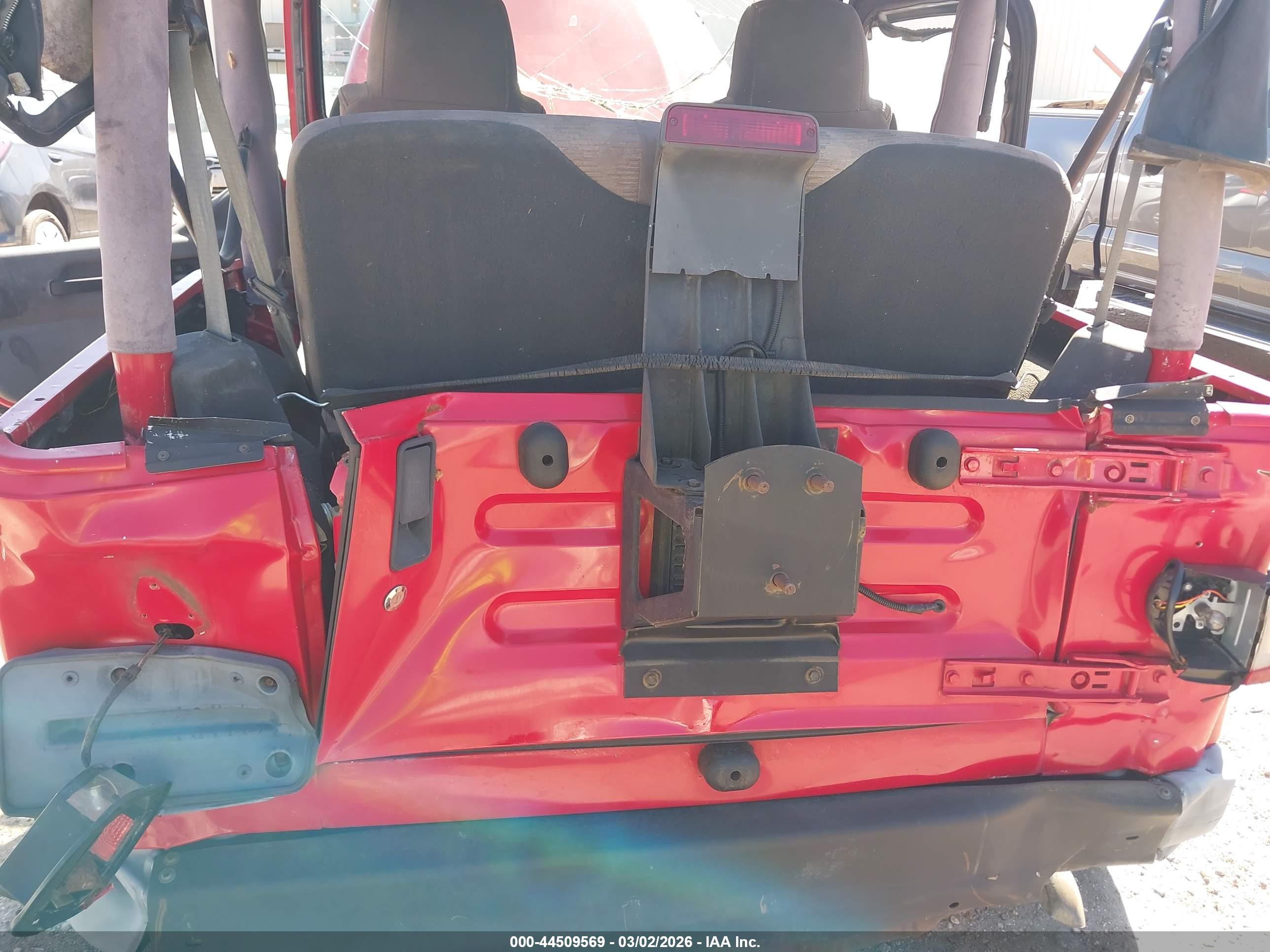 JEEP WRANGLER image 6