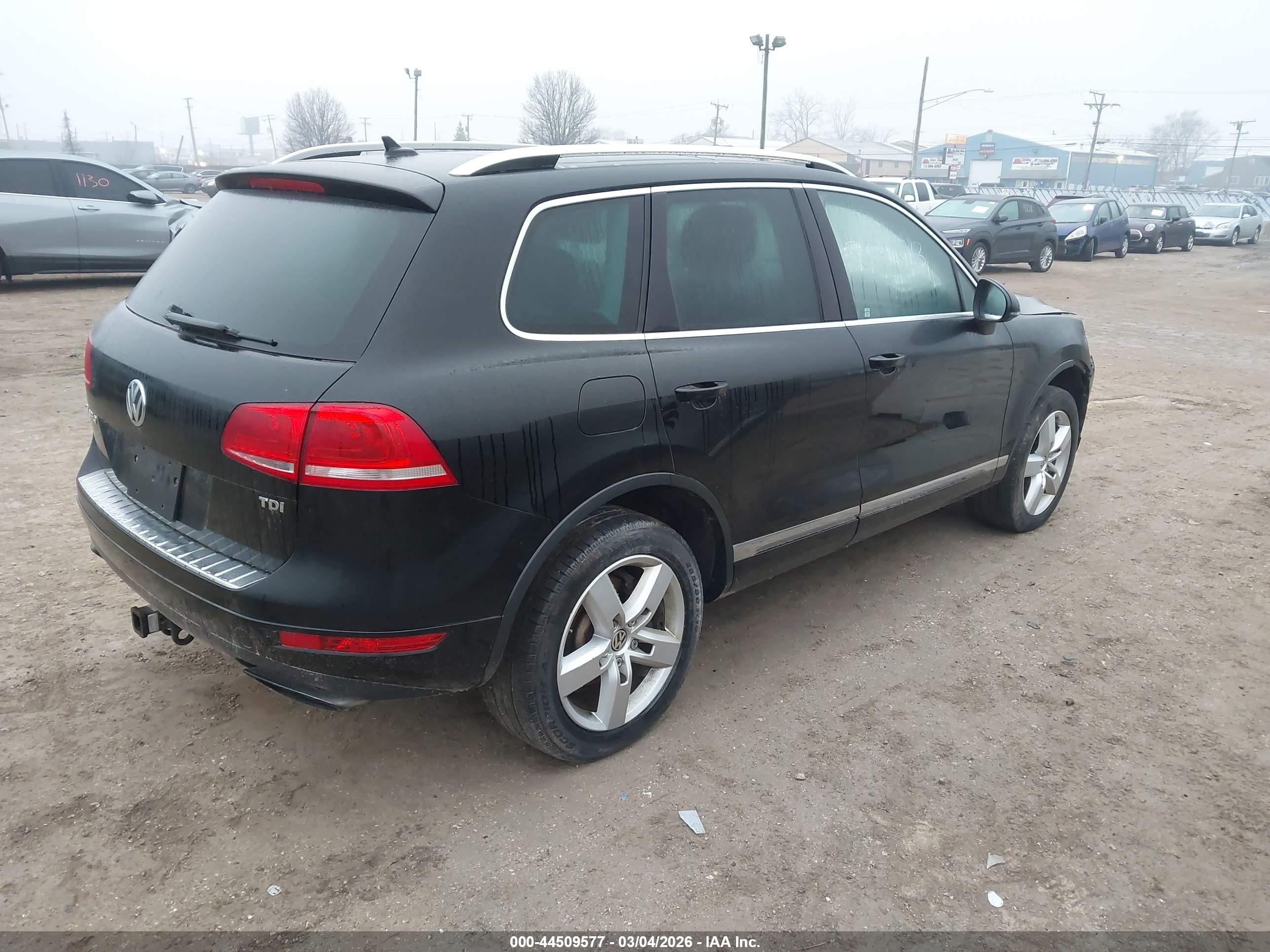 VOLKSWAGEN TOUAREG image 4