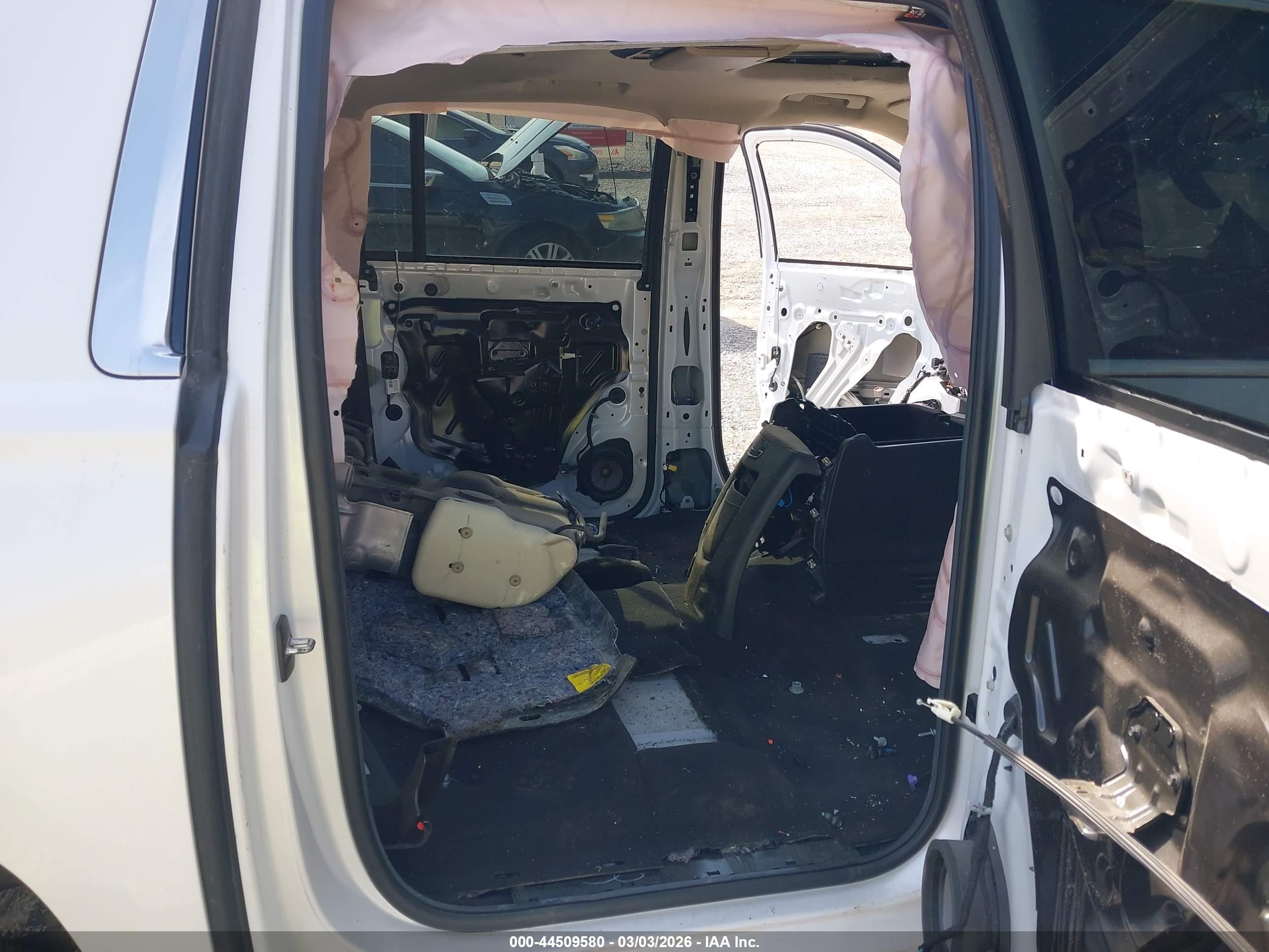 CADILLAC ESCALADE image 8