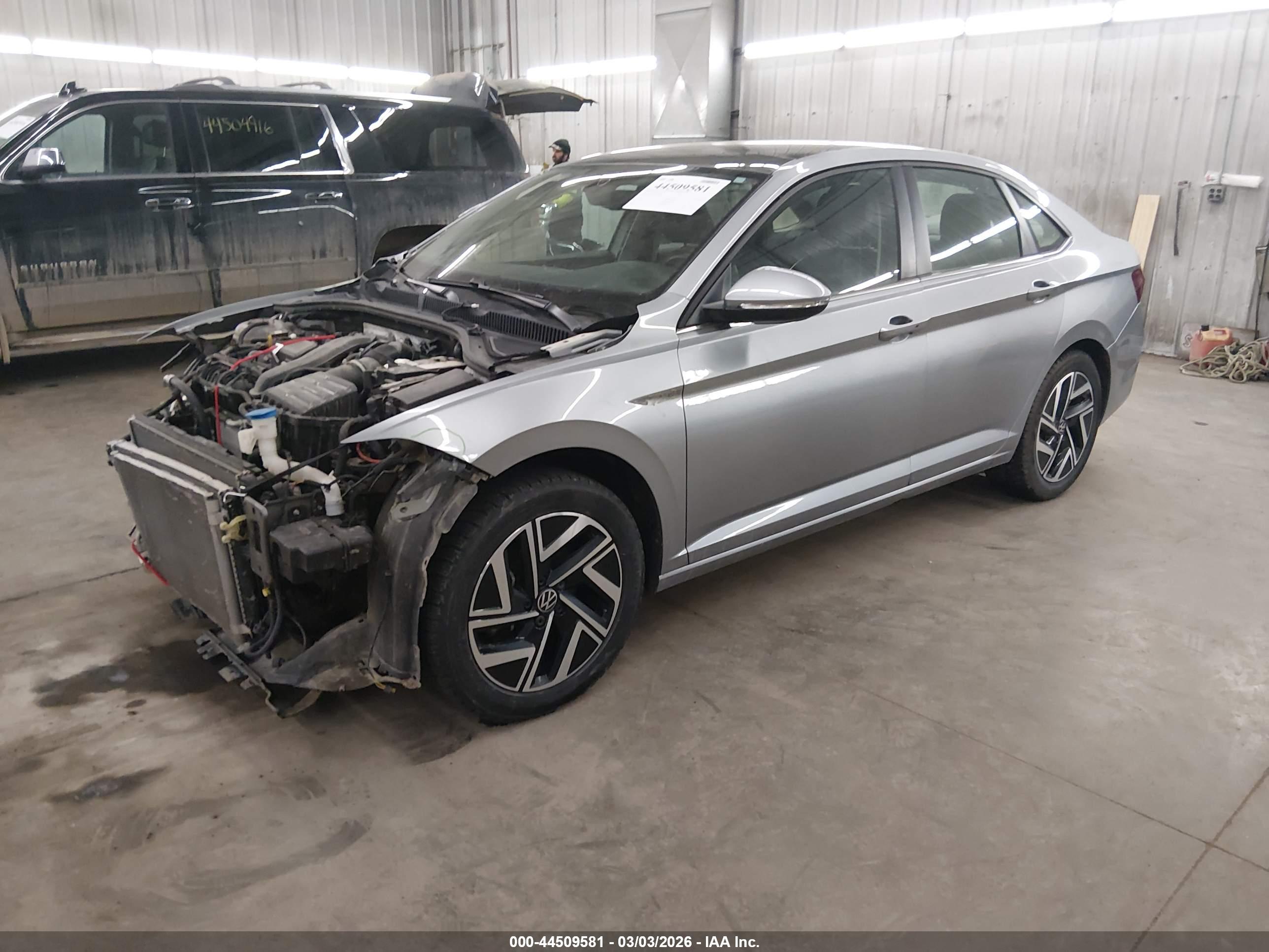 VOLKSWAGEN JETTA image 2