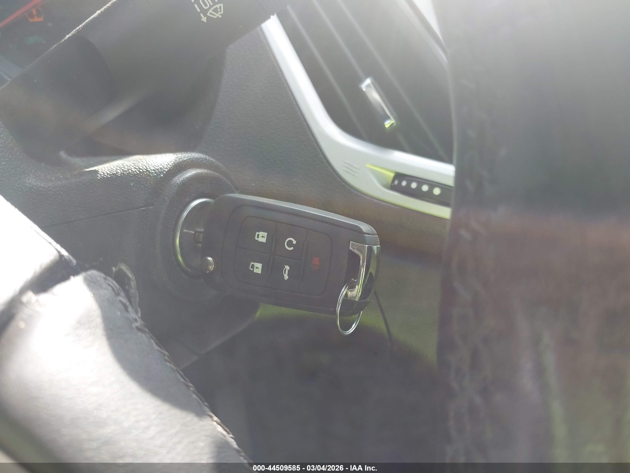 GMC TERRAIN image 11