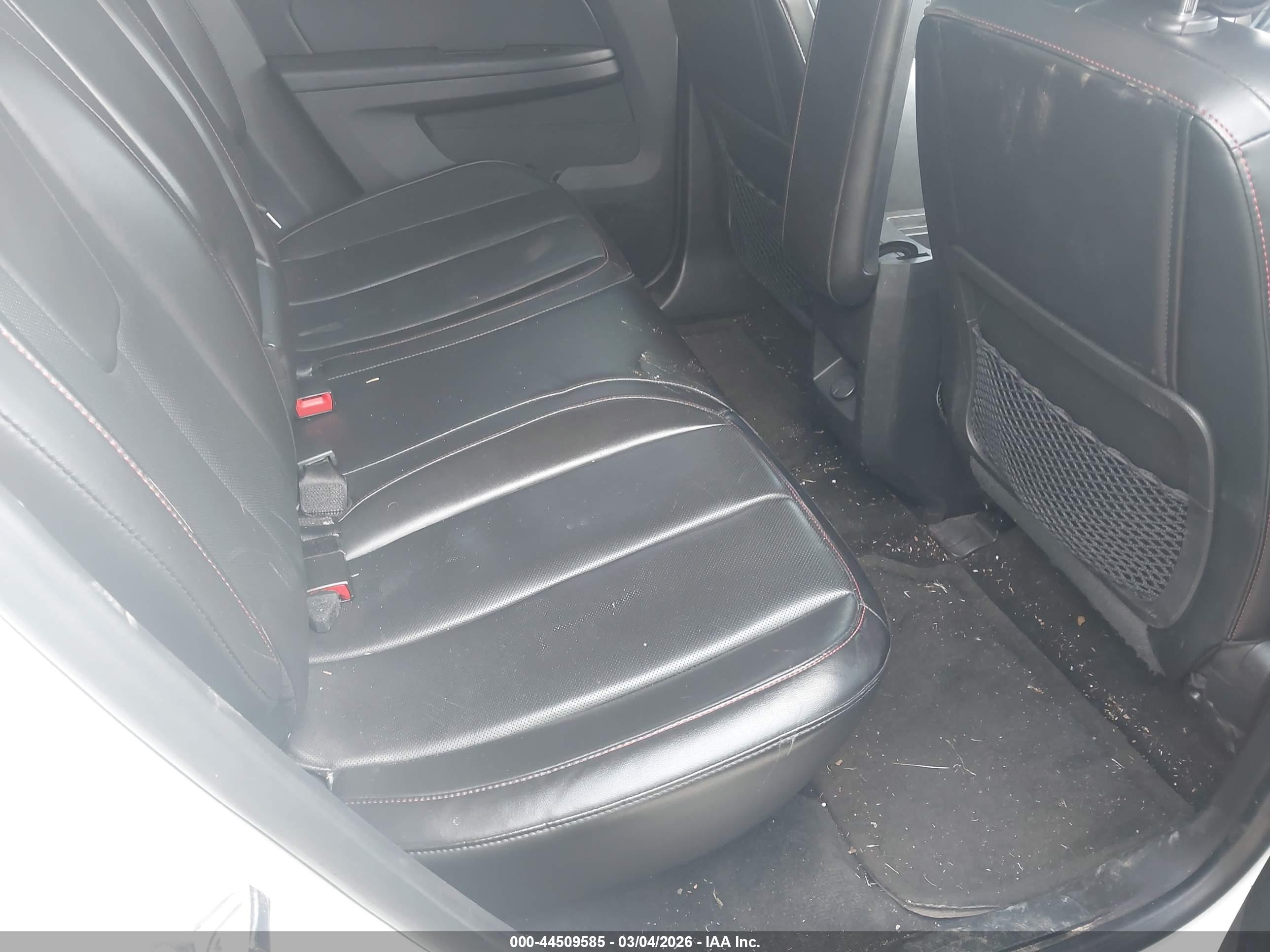 GMC TERRAIN image 8