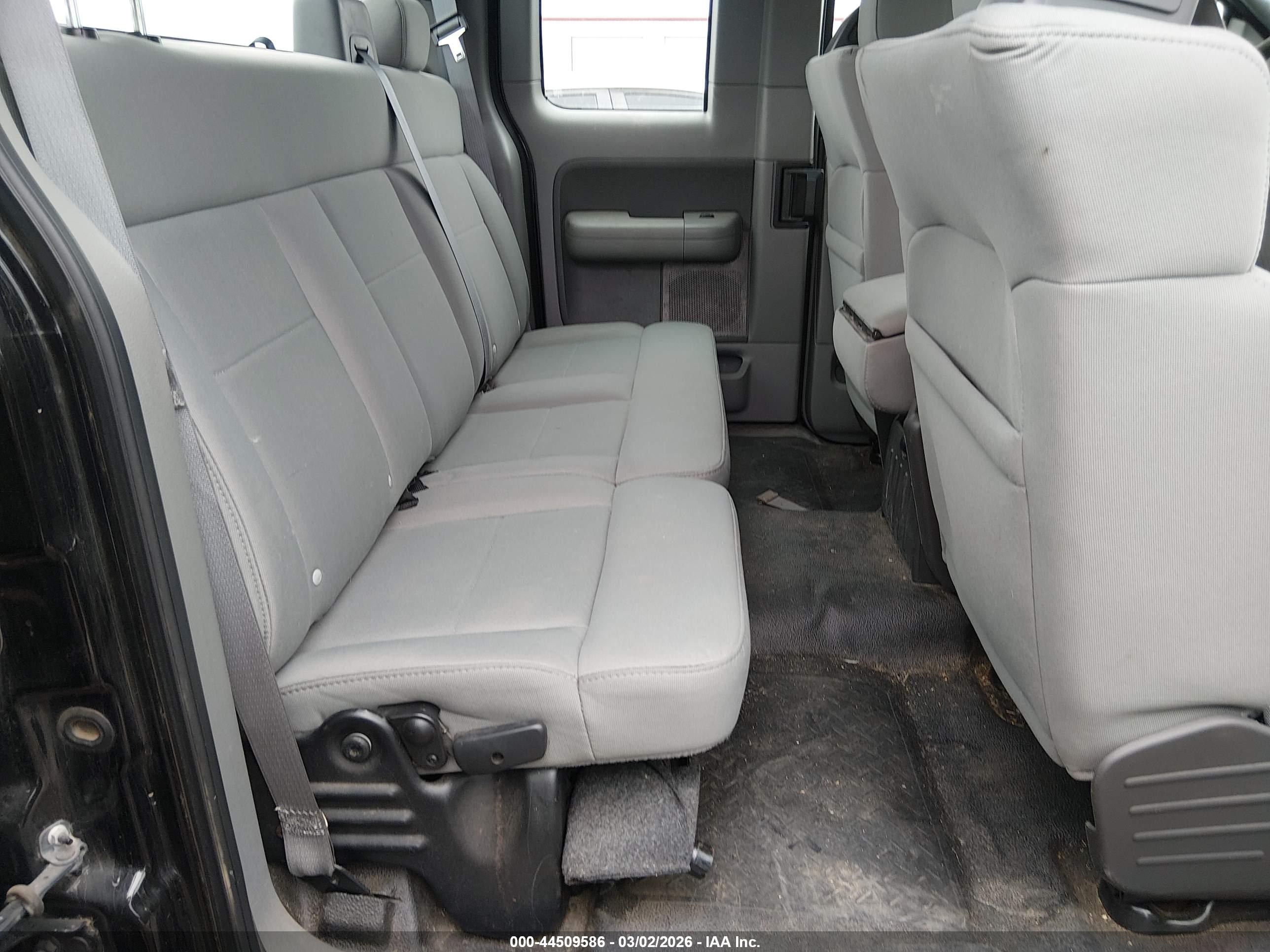 FORD F-150 image 8