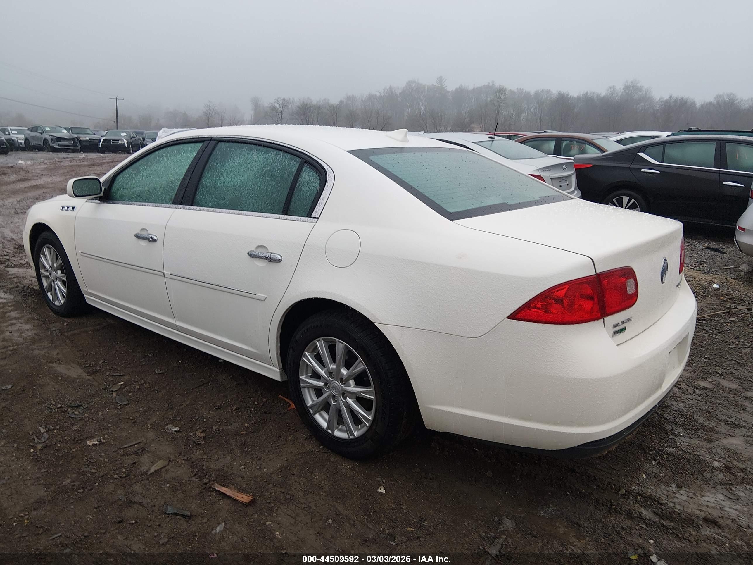 BUICK LUCERNE image 3