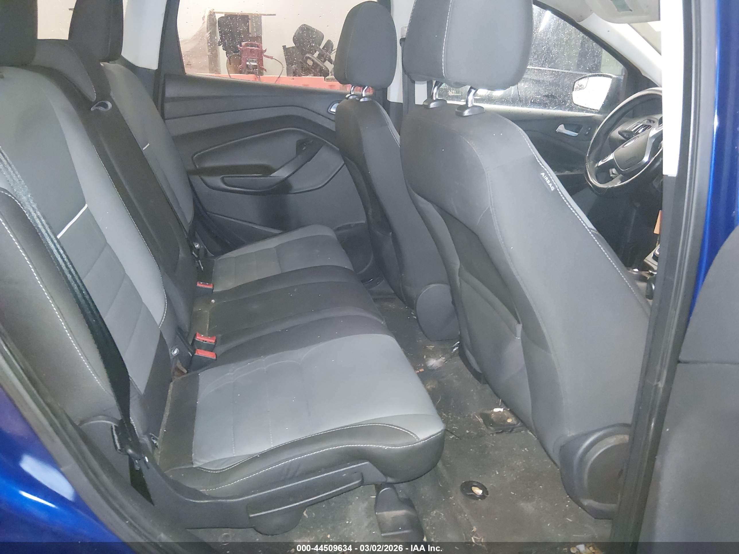 FORD ESCAPE image 8