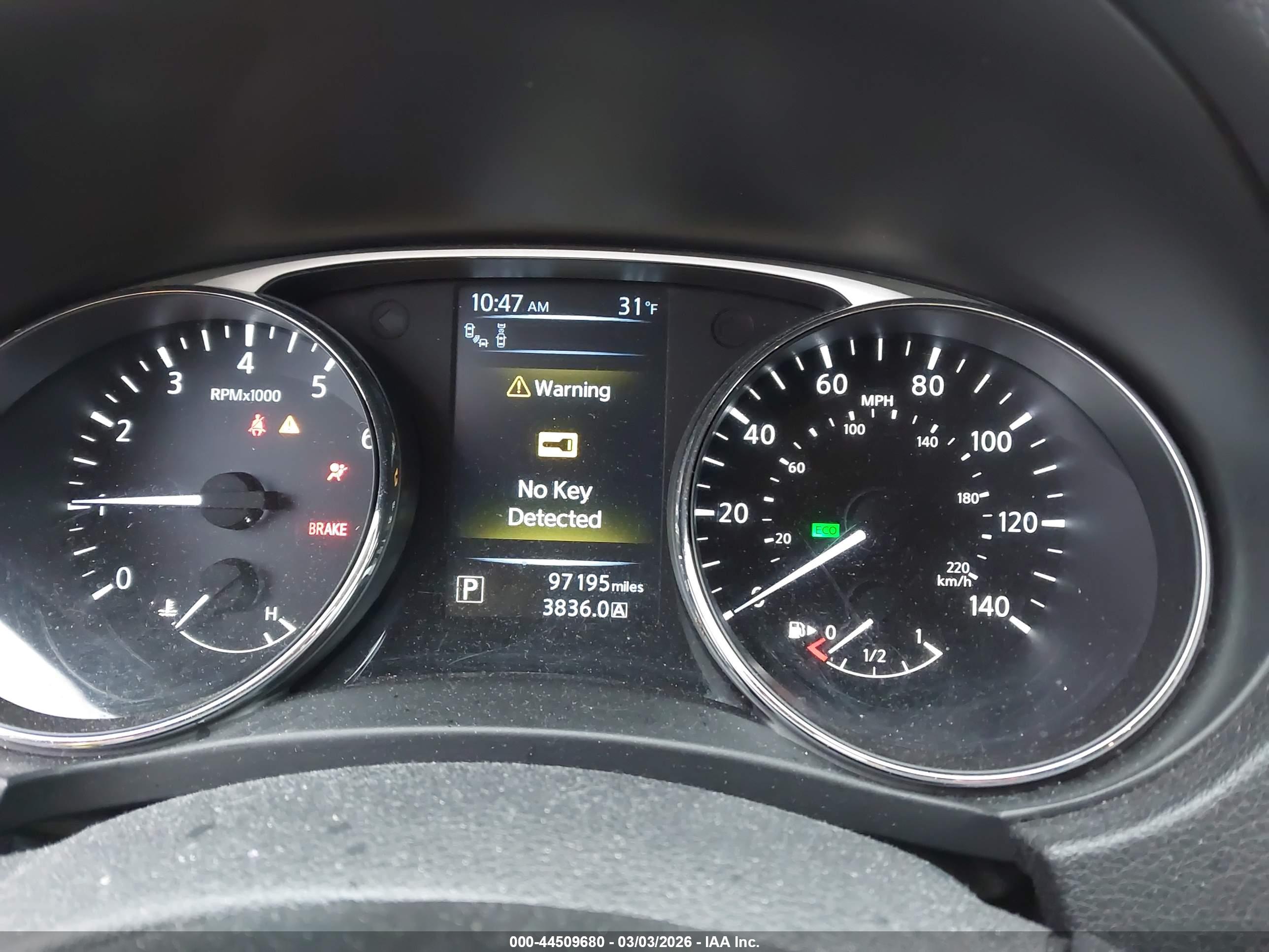 NISSAN ROGUE image 7