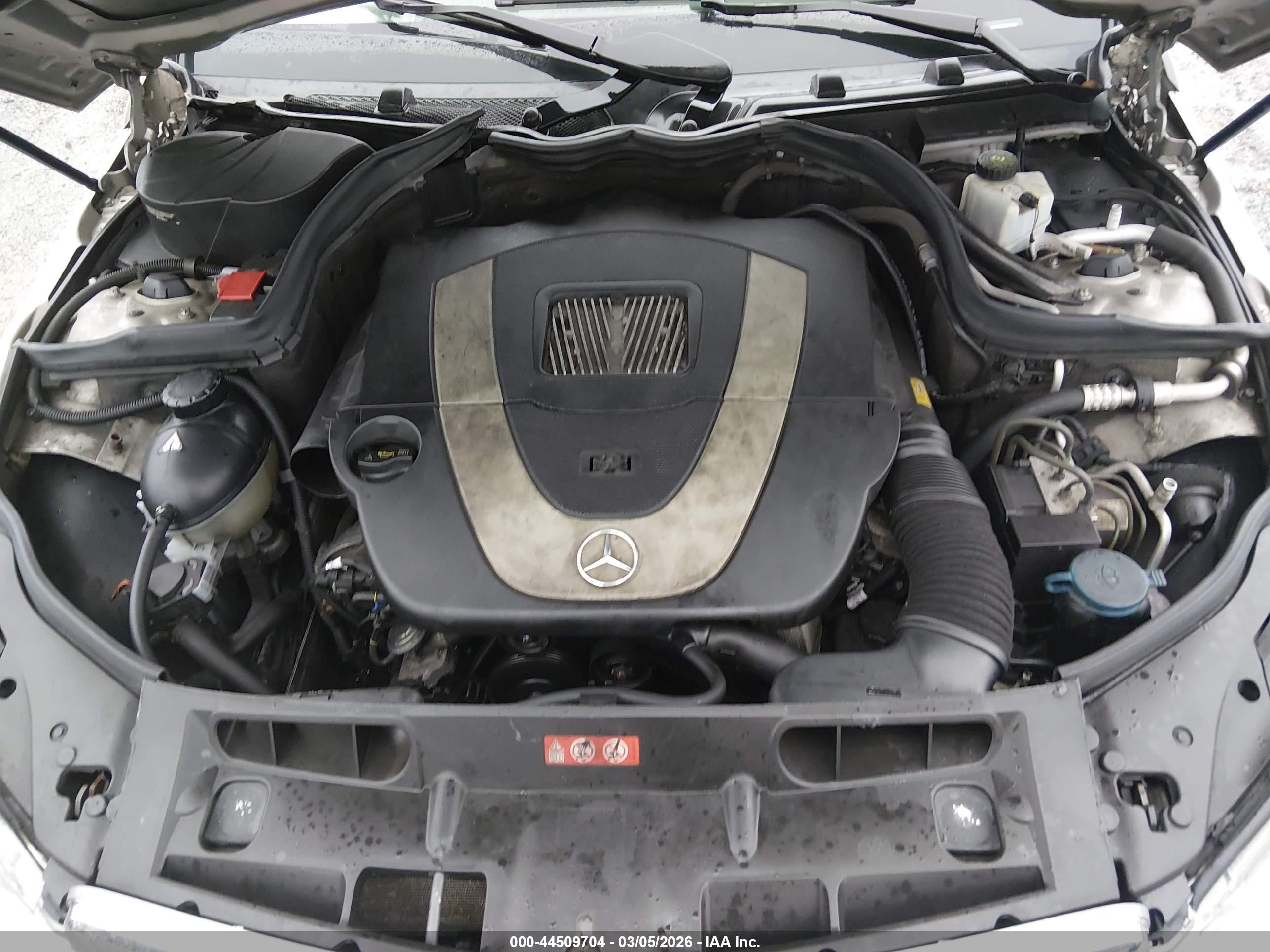 MERCEDES-BENZ C image 10
