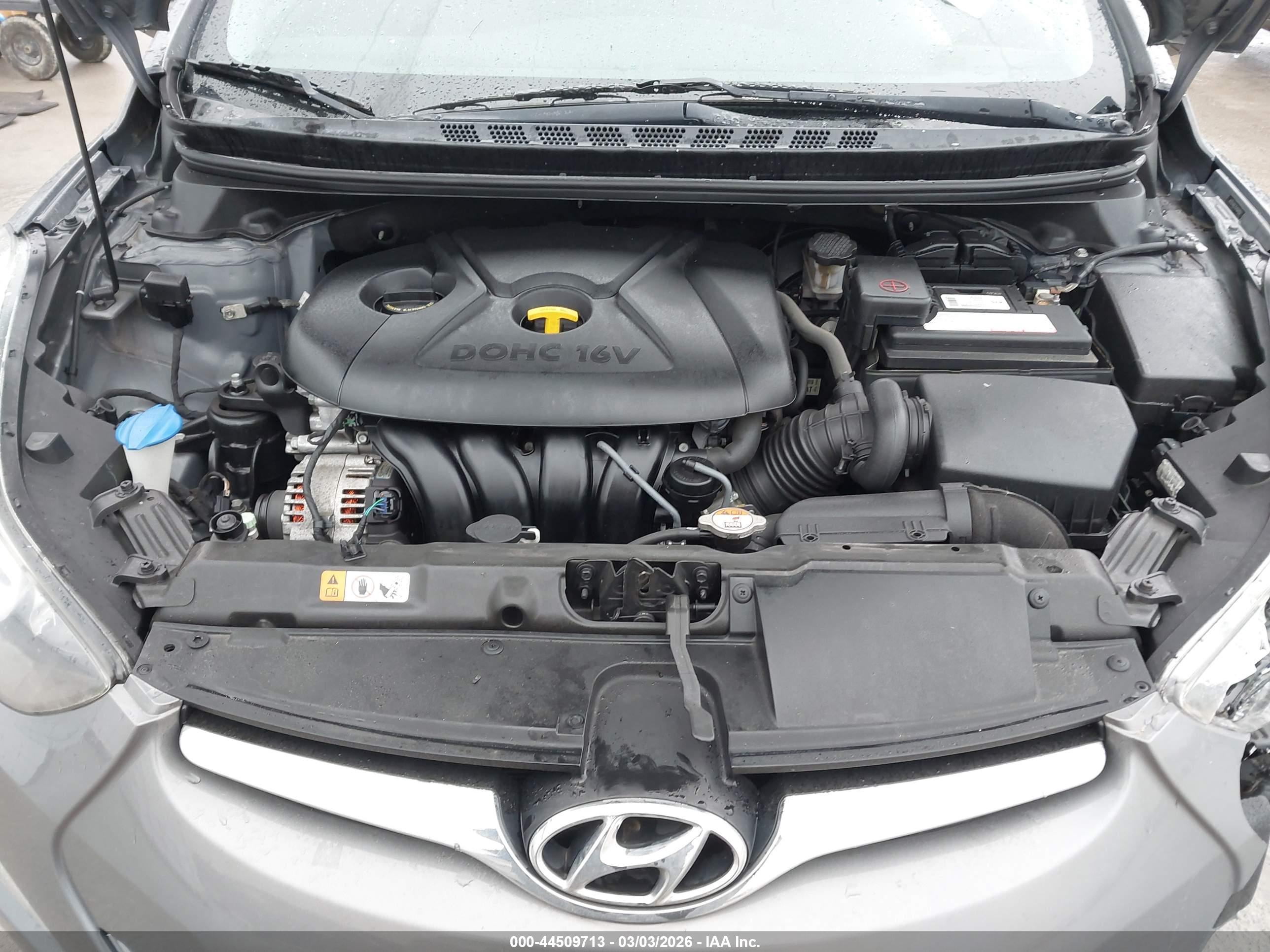 HYUNDAI ELANTRA image 10